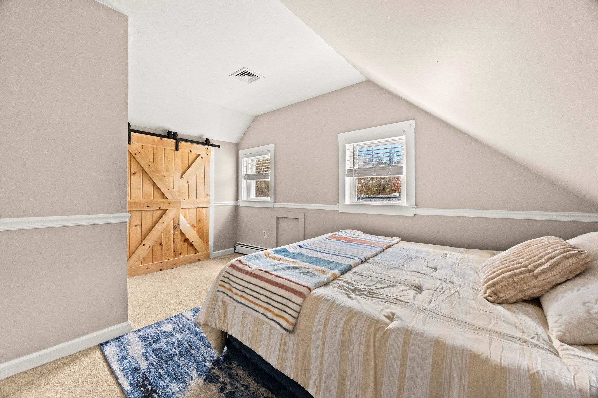 Taunton, Massachusetts, 02780, United States, 4 Bedrooms Bedrooms, ,2 BathroomsBathrooms,Residential,For Sale,2007506