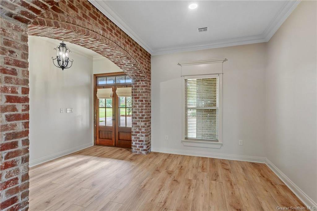 Lake Charles, Louisiana, 70605, United States, 4 Bedrooms Bedrooms, ,4 BathroomsBathrooms,Residential,For Sale,1976611