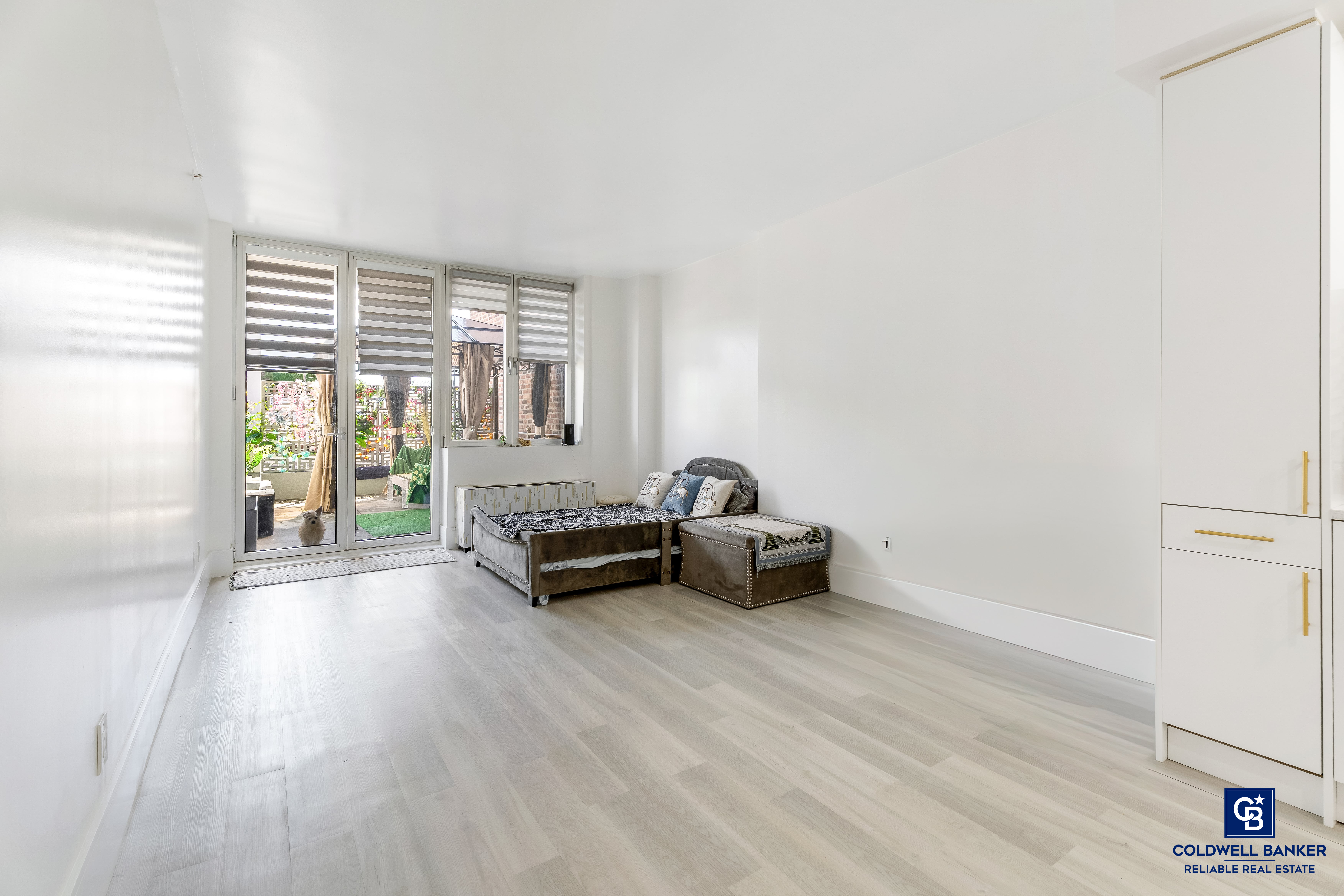 Brooklyn, New York, 11235, United States, 1 Bedroom Bedrooms, ,1 BathroomBathrooms,Residential,For Sale,1818235