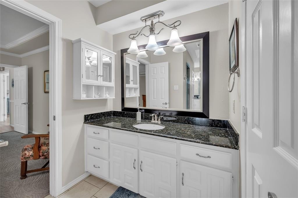 Bedford, Texas, 76021, United States, 4 Bedrooms Bedrooms, ,4 BathroomsBathrooms,Residential,For Sale,1978202