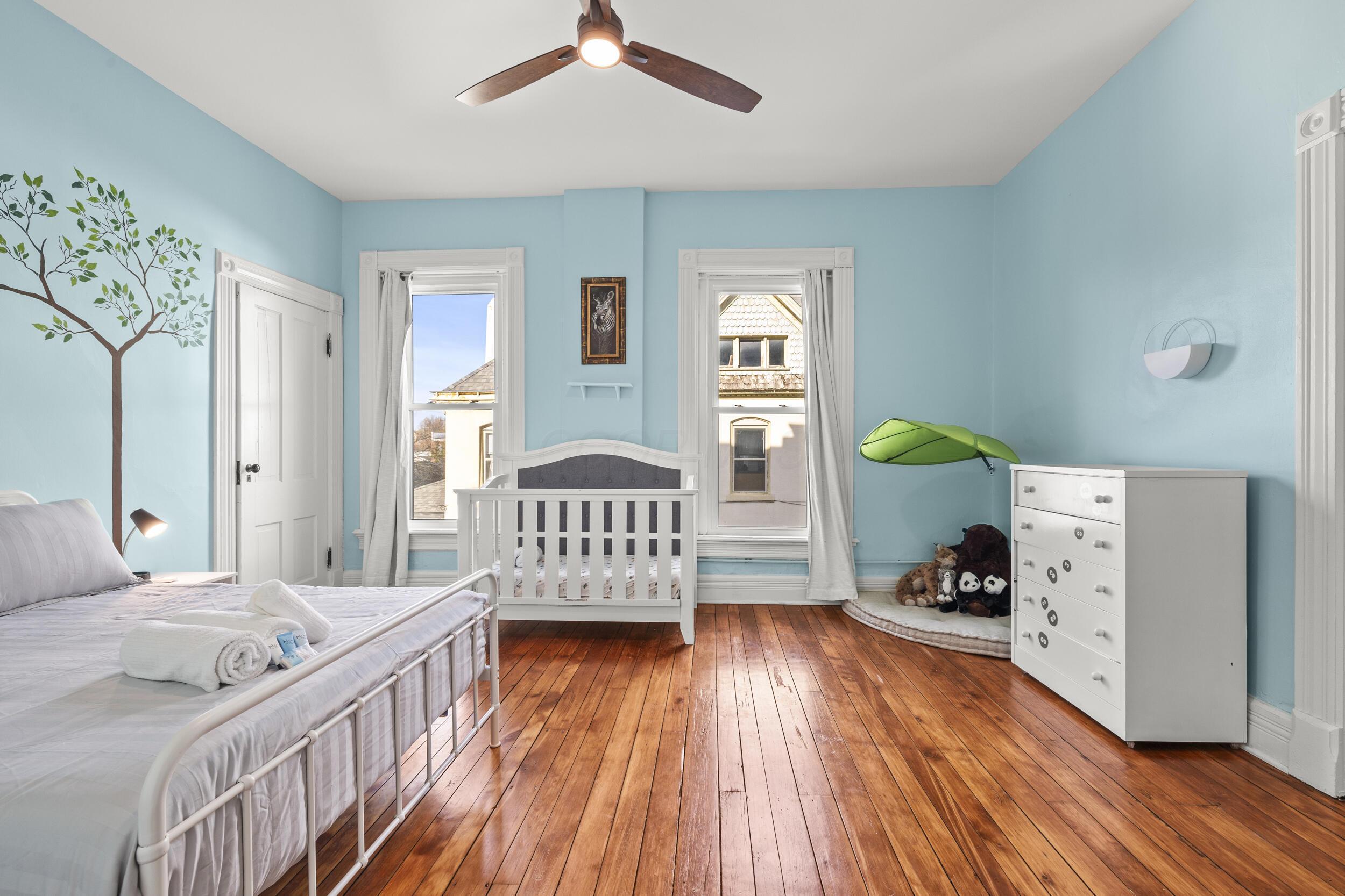 Columbus, Ohio, 43205, United States, 4 Bedrooms Bedrooms, ,4 BathroomsBathrooms,Residential,For Sale,2000888