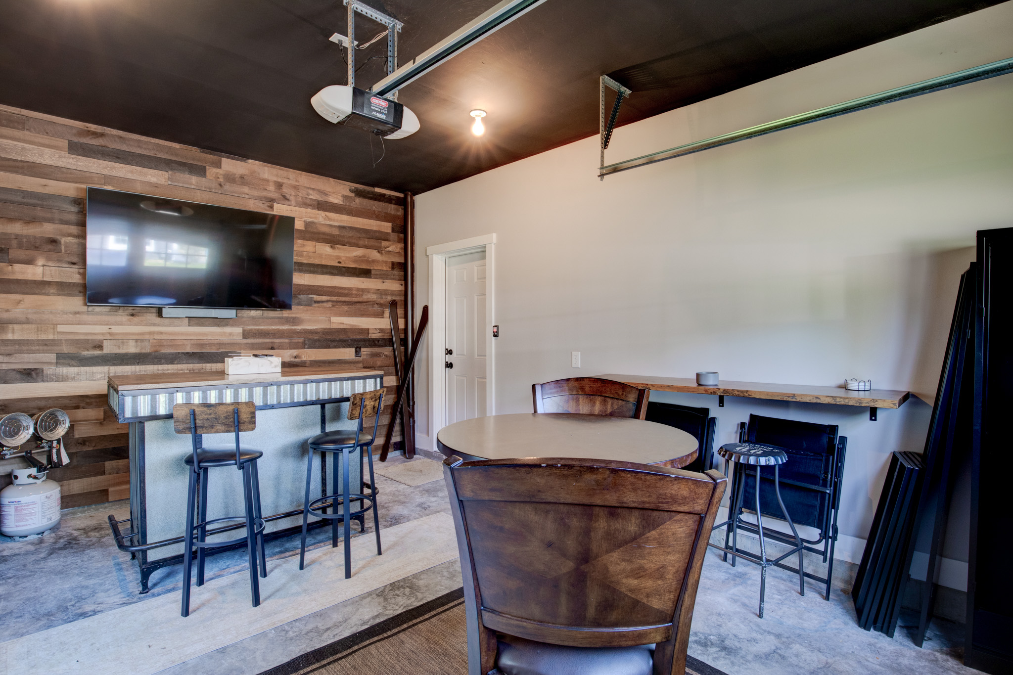 Ellicottville, New York, 14731, United States, 3 Bedrooms Bedrooms, ,3 BathroomsBathrooms,Residential,For Sale,1982914