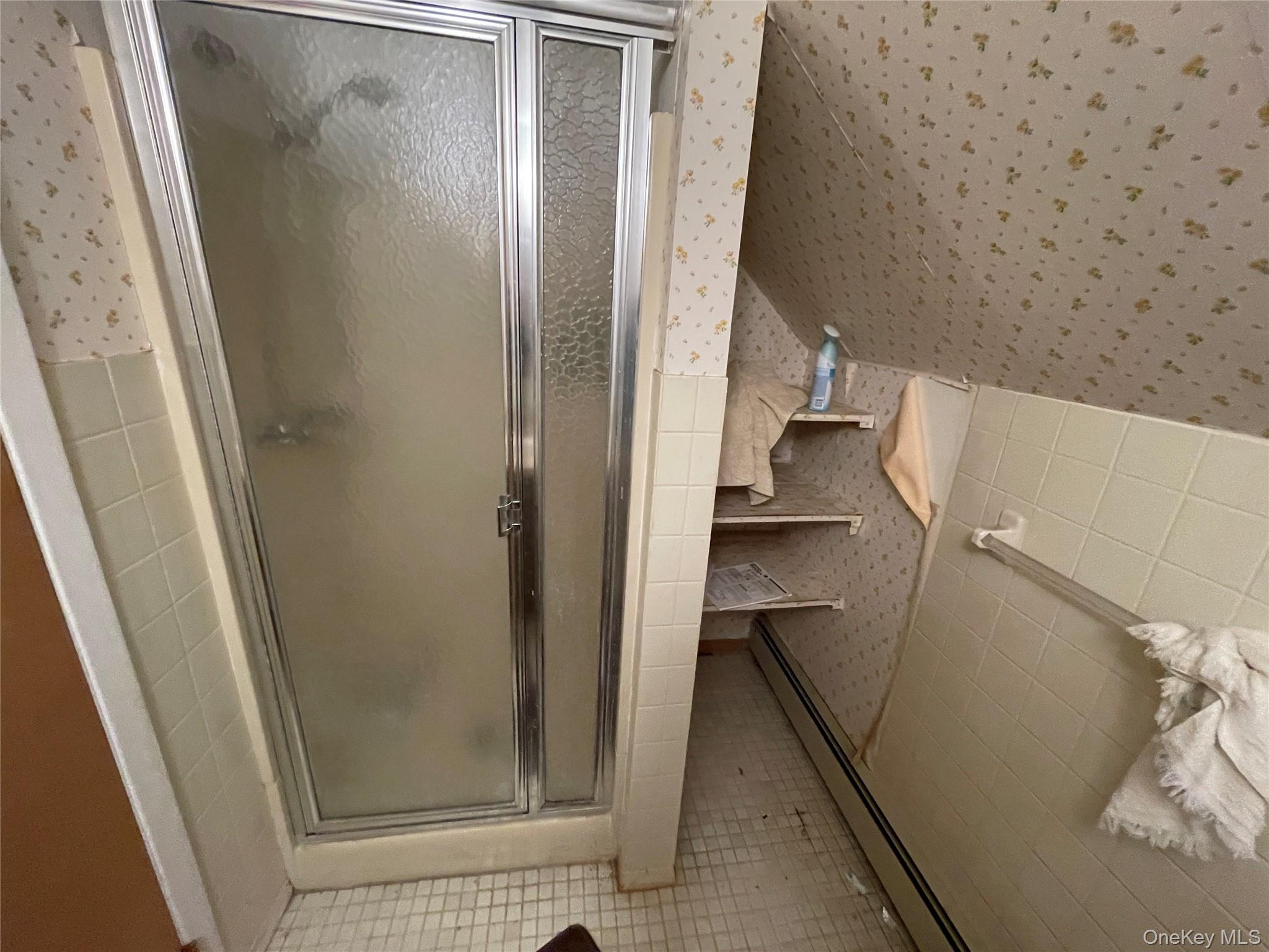 Seaford, New York, 11783, United States, 4 Bedrooms Bedrooms, ,2 BathroomsBathrooms,Residential,For Sale,2048192