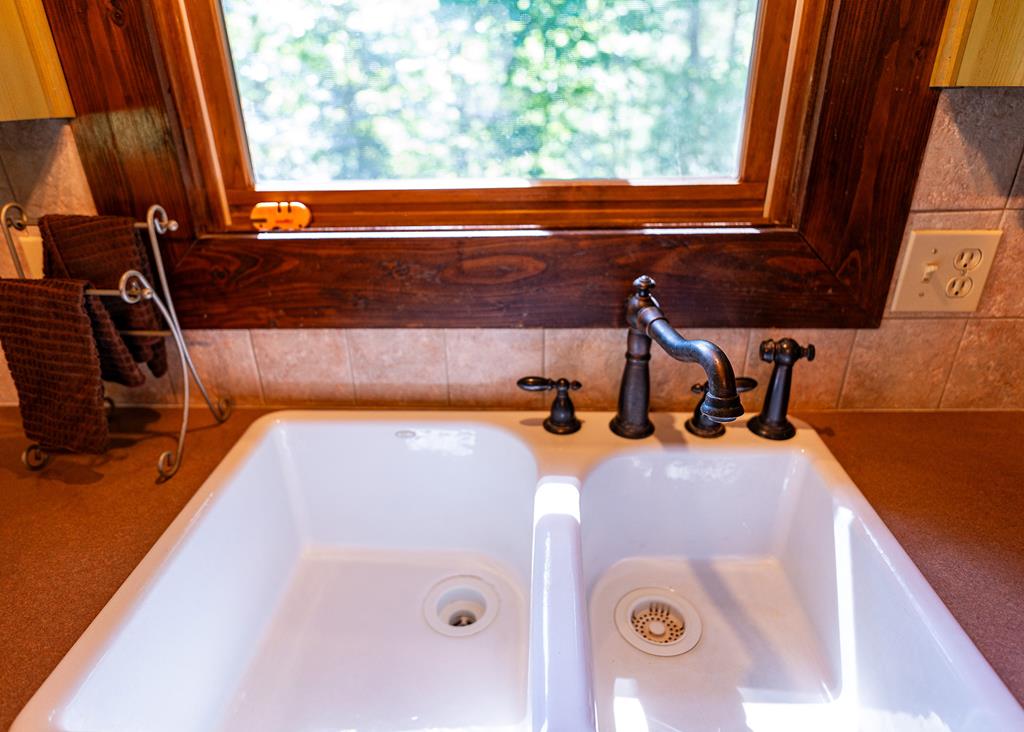 Reliance, Tennessee, 37369, United States, 3 Bedrooms Bedrooms, ,2 BathroomsBathrooms,Residential,For Sale,1985827