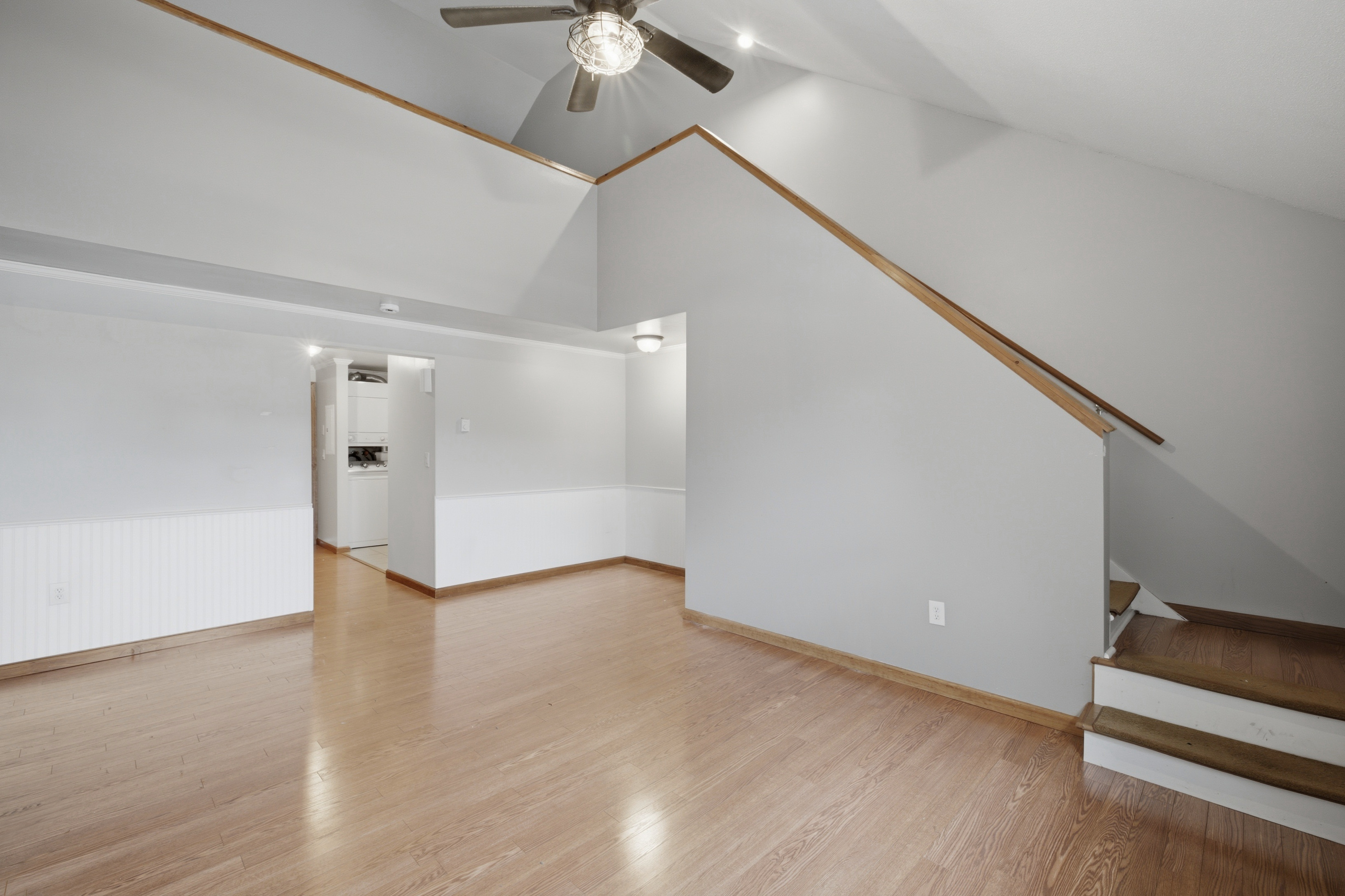  Your move-in ready Woodgate townhouse awaits - 物件實景