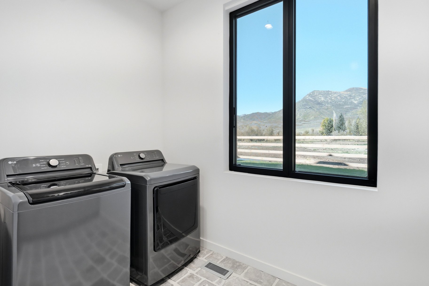  A Modern Estate Framed by Mount Timpanogos - 物件實景