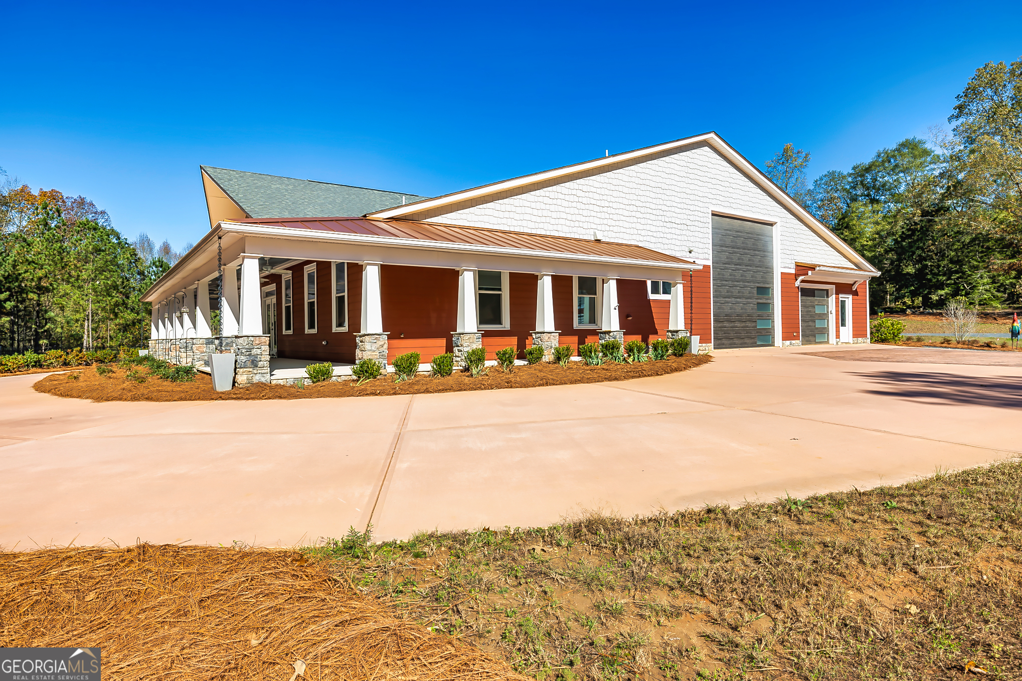 Tyrone, Georgia, 30290, United States, 4 Bedrooms Bedrooms, ,6 BathroomsBathrooms,Residential,For Sale,1897215