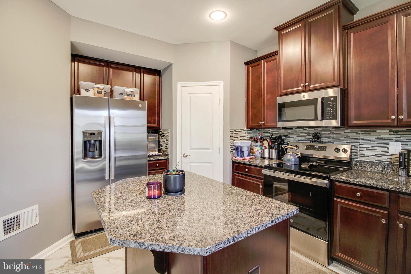 Essex, Maryland, 21221, United States, 5 Bedrooms Bedrooms, ,4 BathroomsBathrooms,Residential,For Sale,1746214