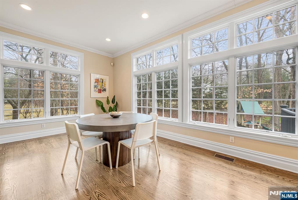 Tenafly, New Jersey, 07670, United States, 6 Bedrooms Bedrooms, ,5 BathroomsBathrooms,Residential,For Sale,1743574