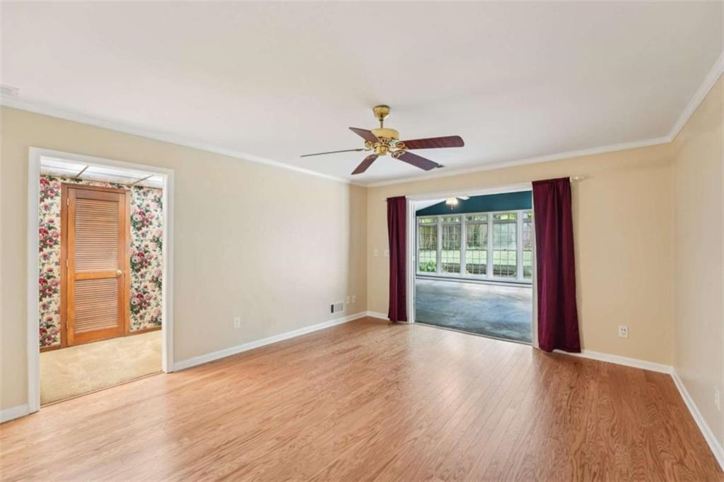 Marietta, Georgia, 30068, United States, 4 Bedrooms Bedrooms, ,3 BathroomsBathrooms,Residential,For Sale,1977177