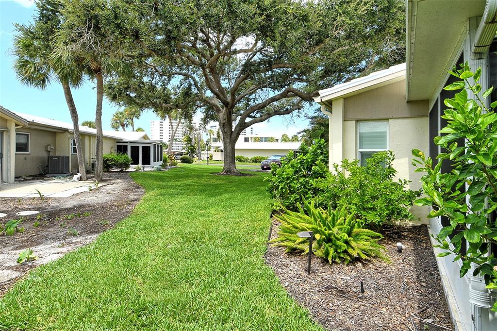 Sarasota, Florida, 34242, United States, 2 Bedrooms Bedrooms, ,2 BathroomsBathrooms,Residential,For Sale,1926172