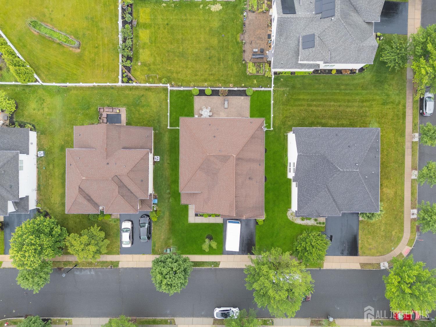 Piscataway, New Jersey, 08854, United States, 4 Bedrooms Bedrooms, ,3 BathroomsBathrooms,Residential,For Sale,1889779