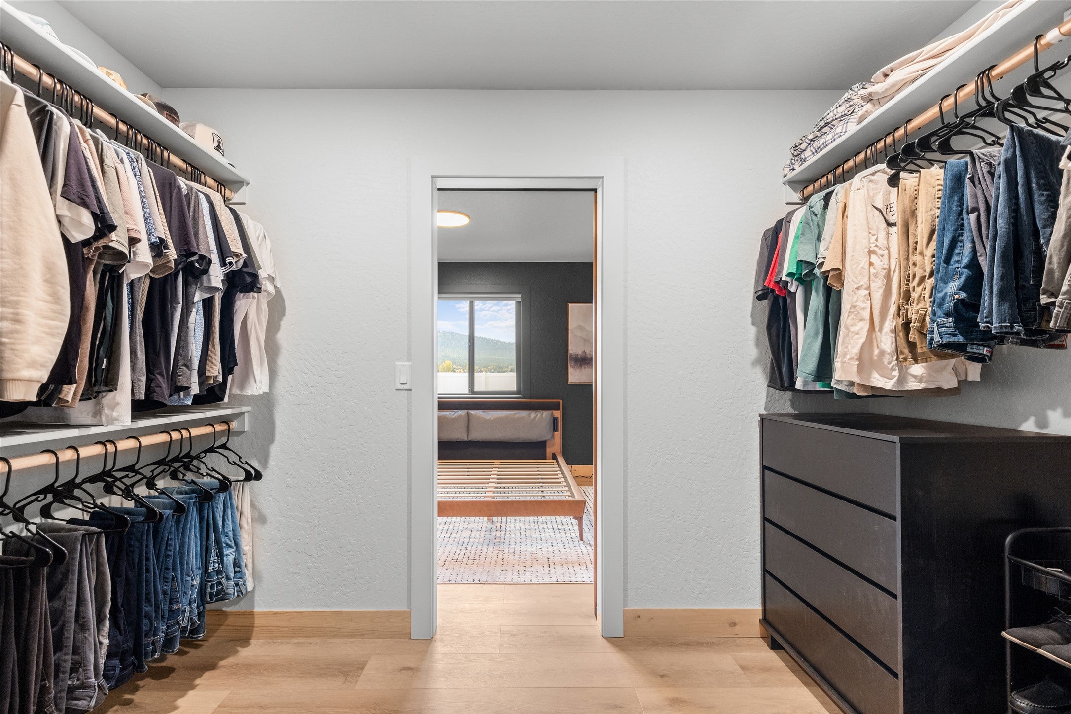 Kalispell, Montana, 59901, United States, 3 Bedrooms Bedrooms, ,2 BathroomsBathrooms,Residential,For Sale,1999069