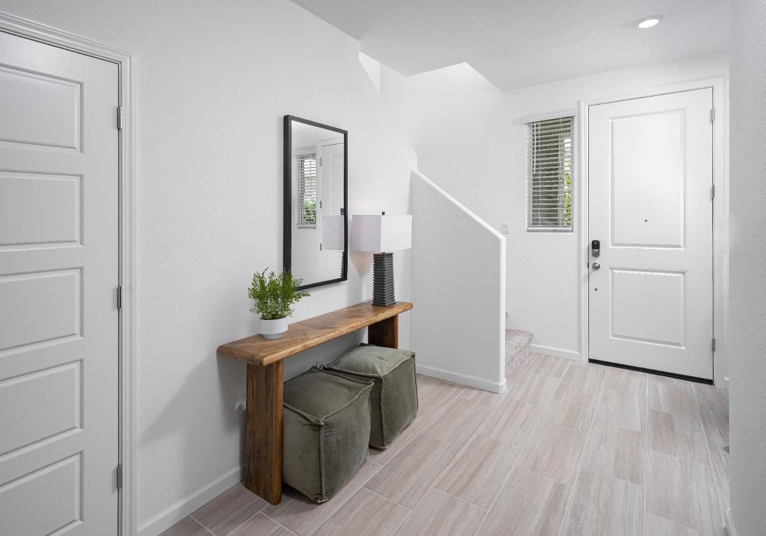 Sacramento, California, 95829, United States, 3 Bedrooms Bedrooms, ,3 BathroomsBathrooms,Residential,For Sale,1933328