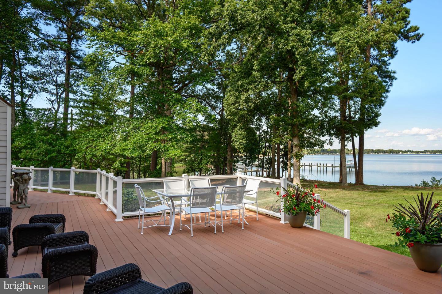 Queenstown, Maryland, 21658, United States, 5 Bedrooms Bedrooms, ,6 BathroomsBathrooms,Residential,For Sale,1940127