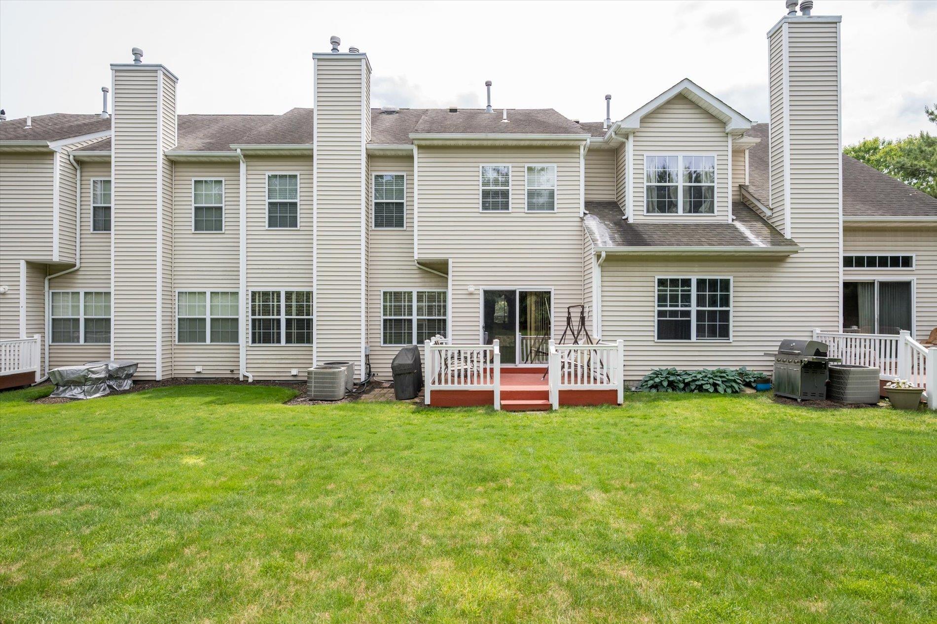 Kings Park, New York, 11754, United States, 3 Bedrooms Bedrooms, ,3 BathroomsBathrooms,Residential,For Sale,1827853