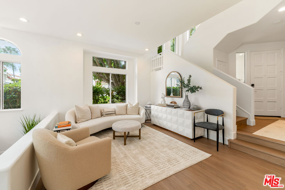 Malibu, California, 90265, United States, 3 Bedrooms Bedrooms, ,3 BathroomsBathrooms,Residential,For Sale,1850176