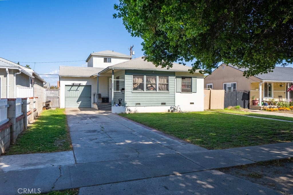 Santa Ana, California, 92707, United States, 3 Bedrooms Bedrooms, ,2 BathroomsBathrooms,Residential,For Sale,1846196