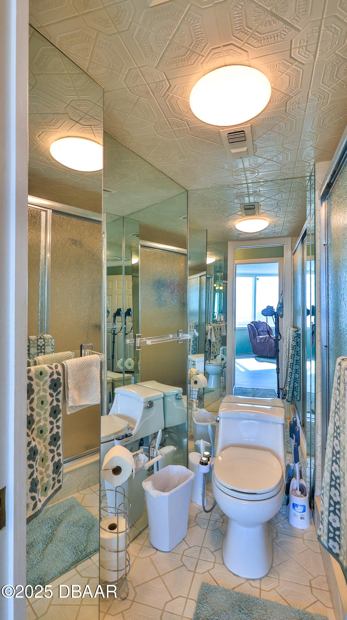 Daytona Beach Shores, Florida, 32118, United States, 2 Bedrooms Bedrooms, ,2 BathroomsBathrooms,Residential,For Sale,1993266