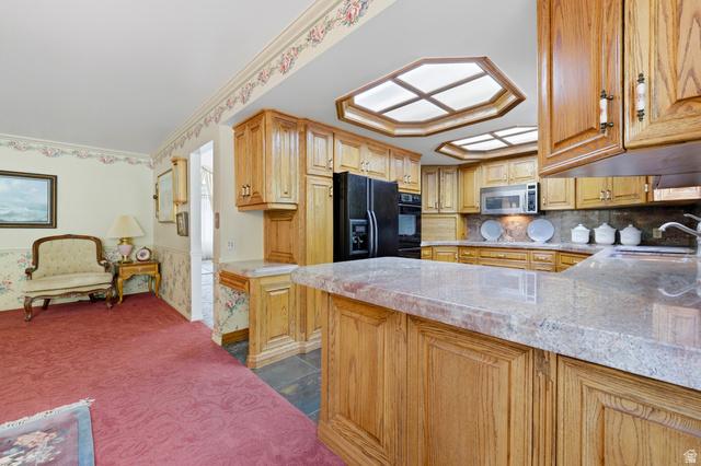 Cottonwood Heights, Utah, 84121, United States, 4 Bedrooms Bedrooms, ,4 BathroomsBathrooms,Residential,For Sale,2047949
