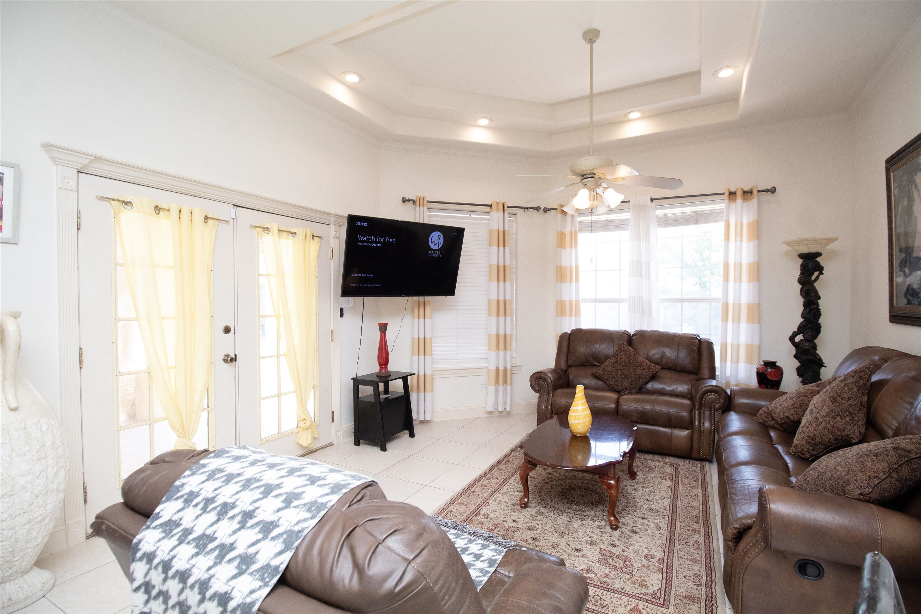 Laredo, Texas, 78041, United States, 4 Bedrooms Bedrooms, ,5 BathroomsBathrooms,Residential,For Sale,1787363