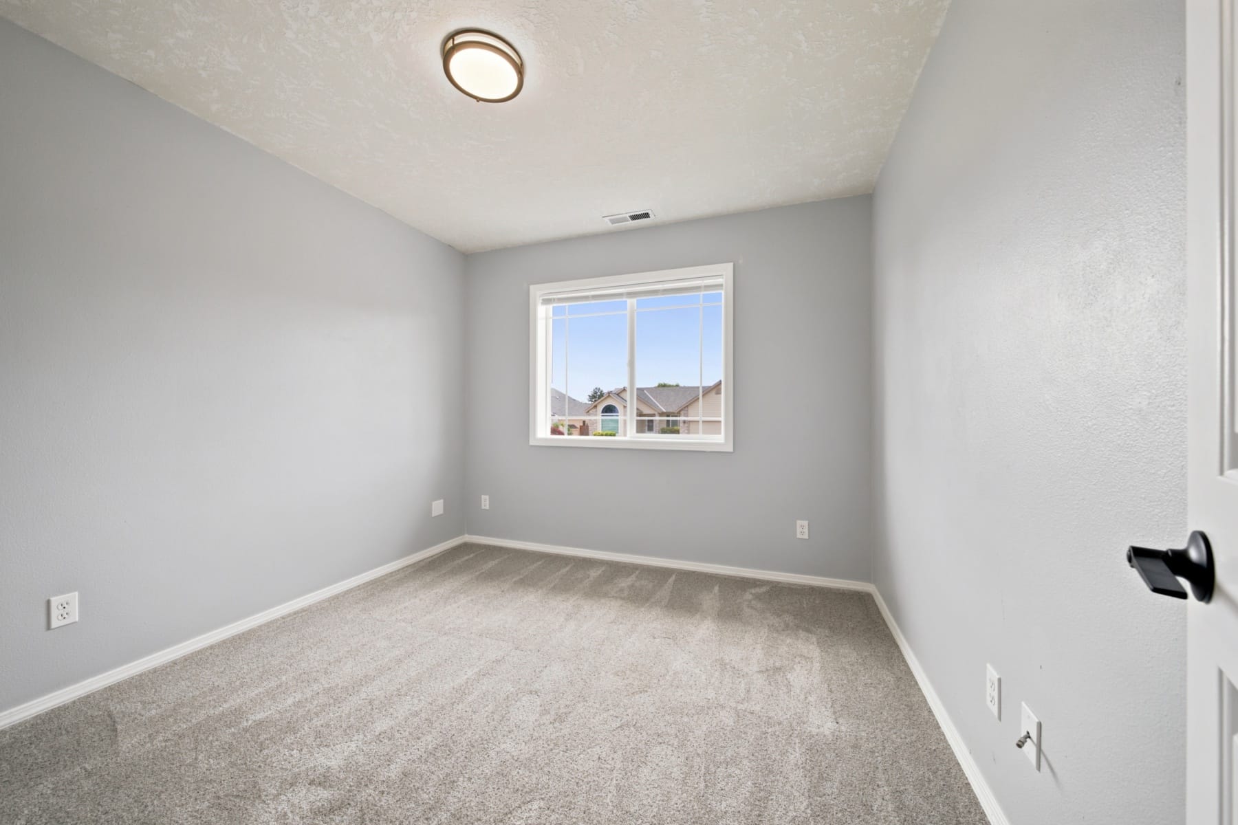  1475 ORCHARDVIEW AVE NW Salem, OR 97304 - 物件實景
