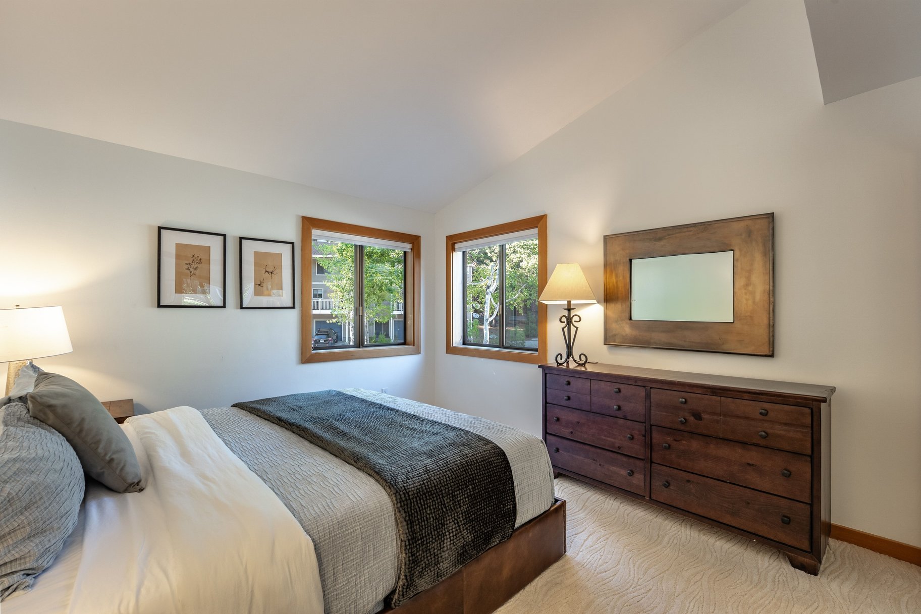  Your Lake Tahoe Escape Awaits — Steps from the Greens - 物件實景