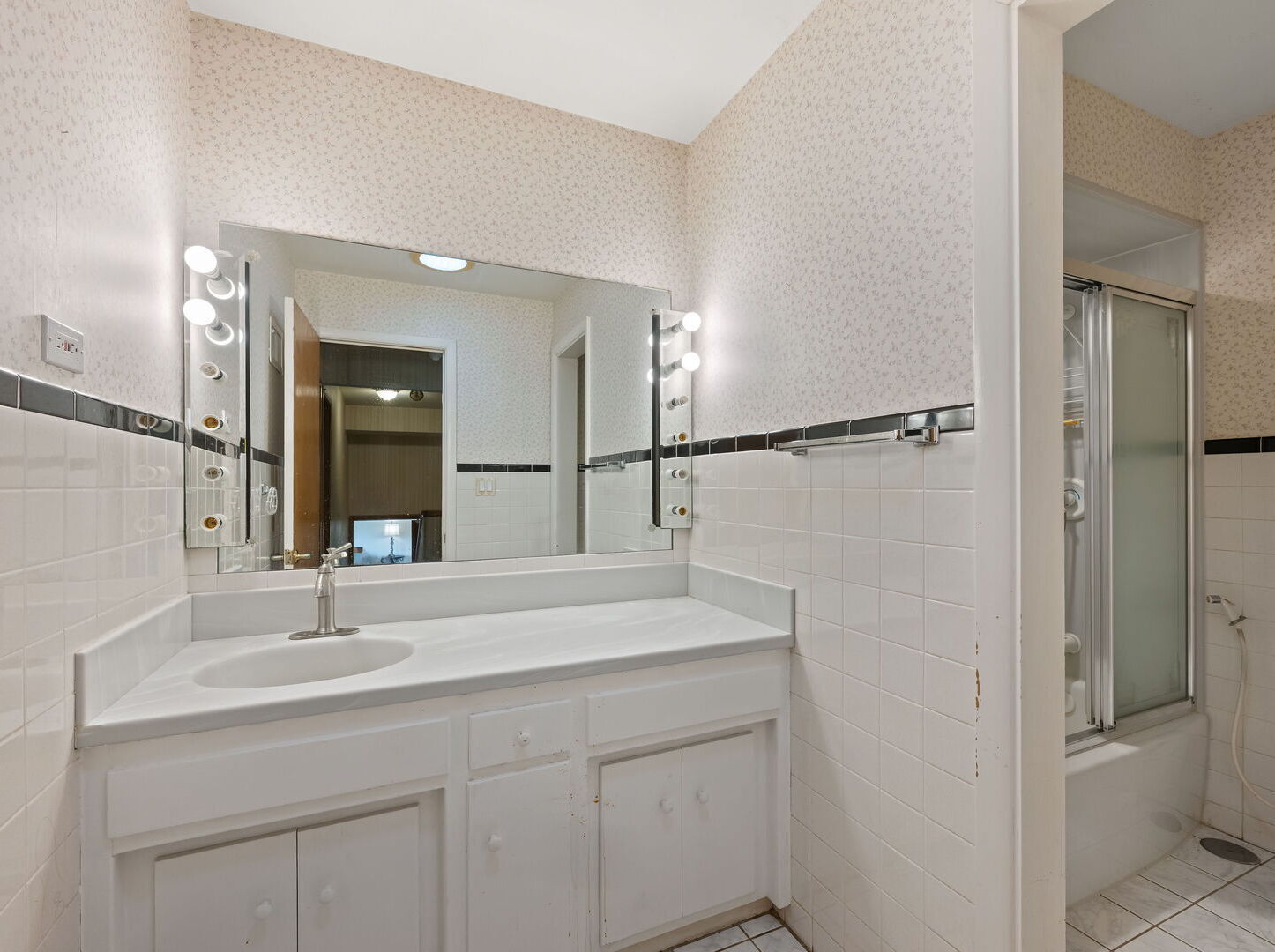 Northbrook, Illinois, 60062, United States, ,Land,For Sale,1950738