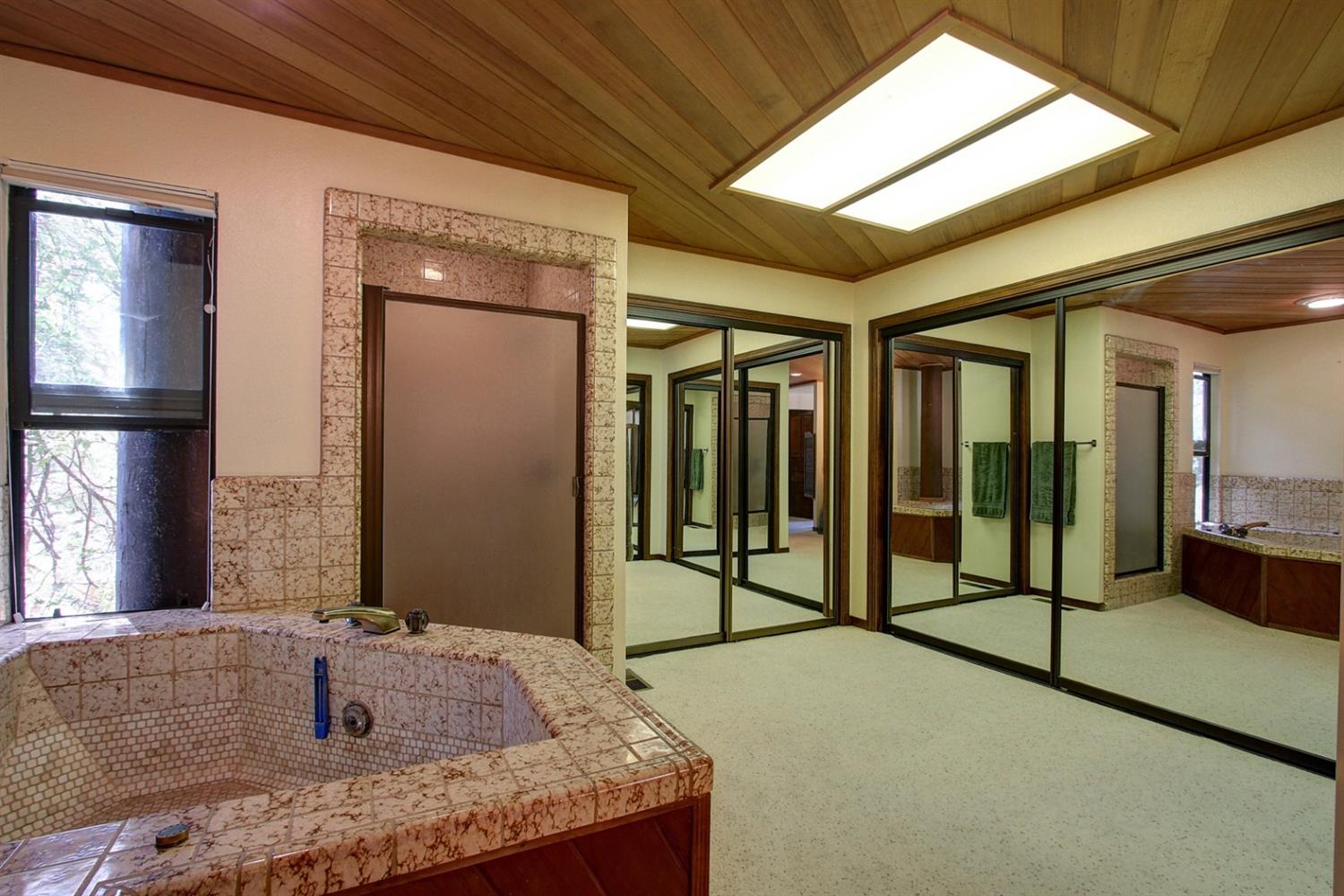 23839 Lakeview Ct, Auburn, California, 95602, United States, 3 Bedrooms Bedrooms, ,3 BathroomsBathrooms,Residential,For Sale,23839 Lakeview Ct,1010155