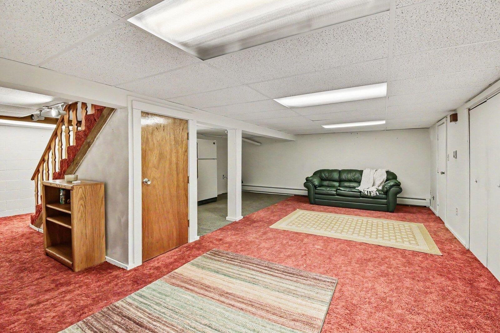 Harrison, Michigan, 48625, United States, 4 Bedrooms Bedrooms, ,2 BathroomsBathrooms,Residential,For Sale,2048024