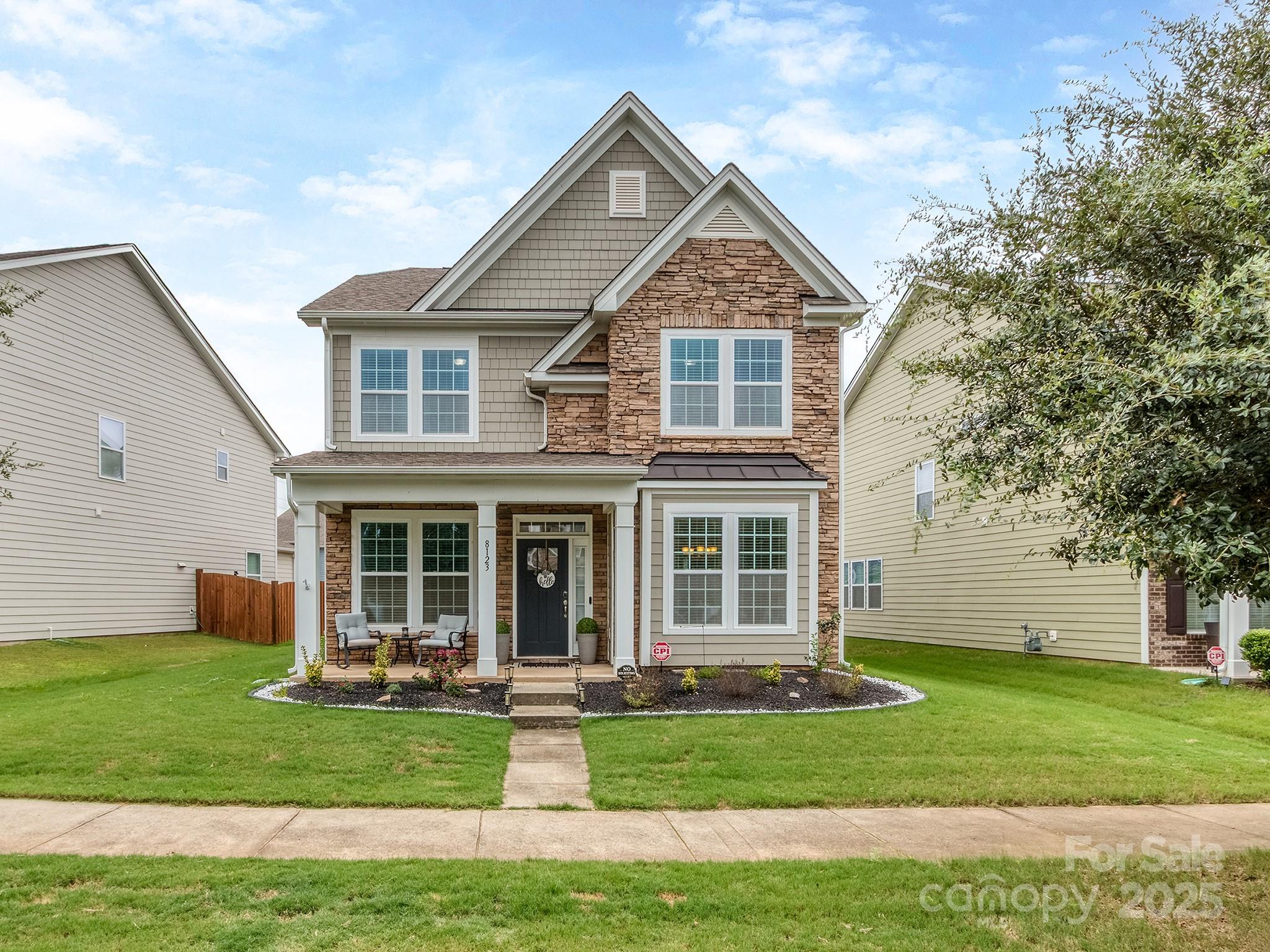 Huntersville, North Carolina, 28078, United States, 3 Bedrooms Bedrooms, ,3 BathroomsBathrooms,Residential,For Sale,1910986
