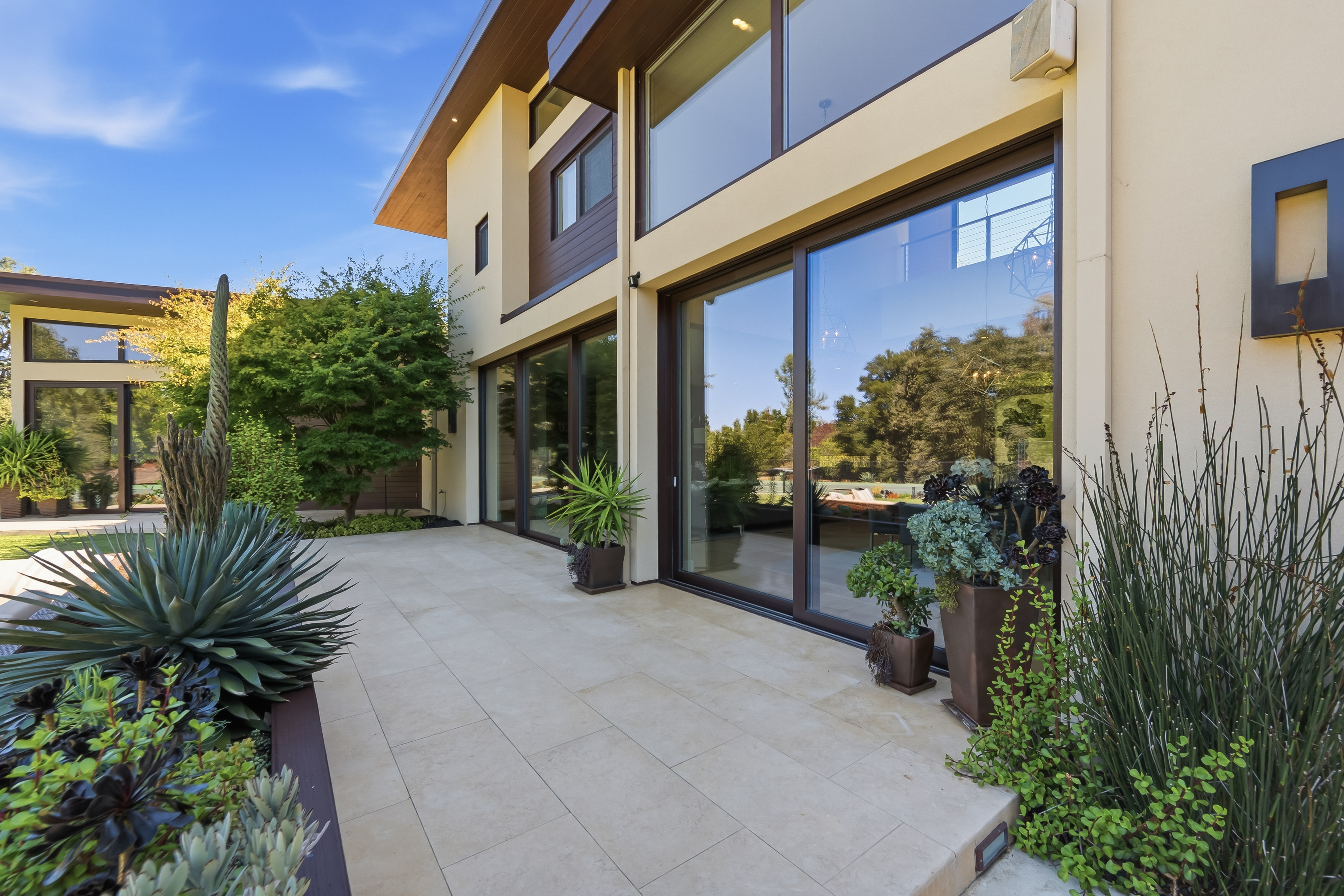  Sophisticated Indoor-Outdoor Living, Designed for Healthy Living - 物件實景
