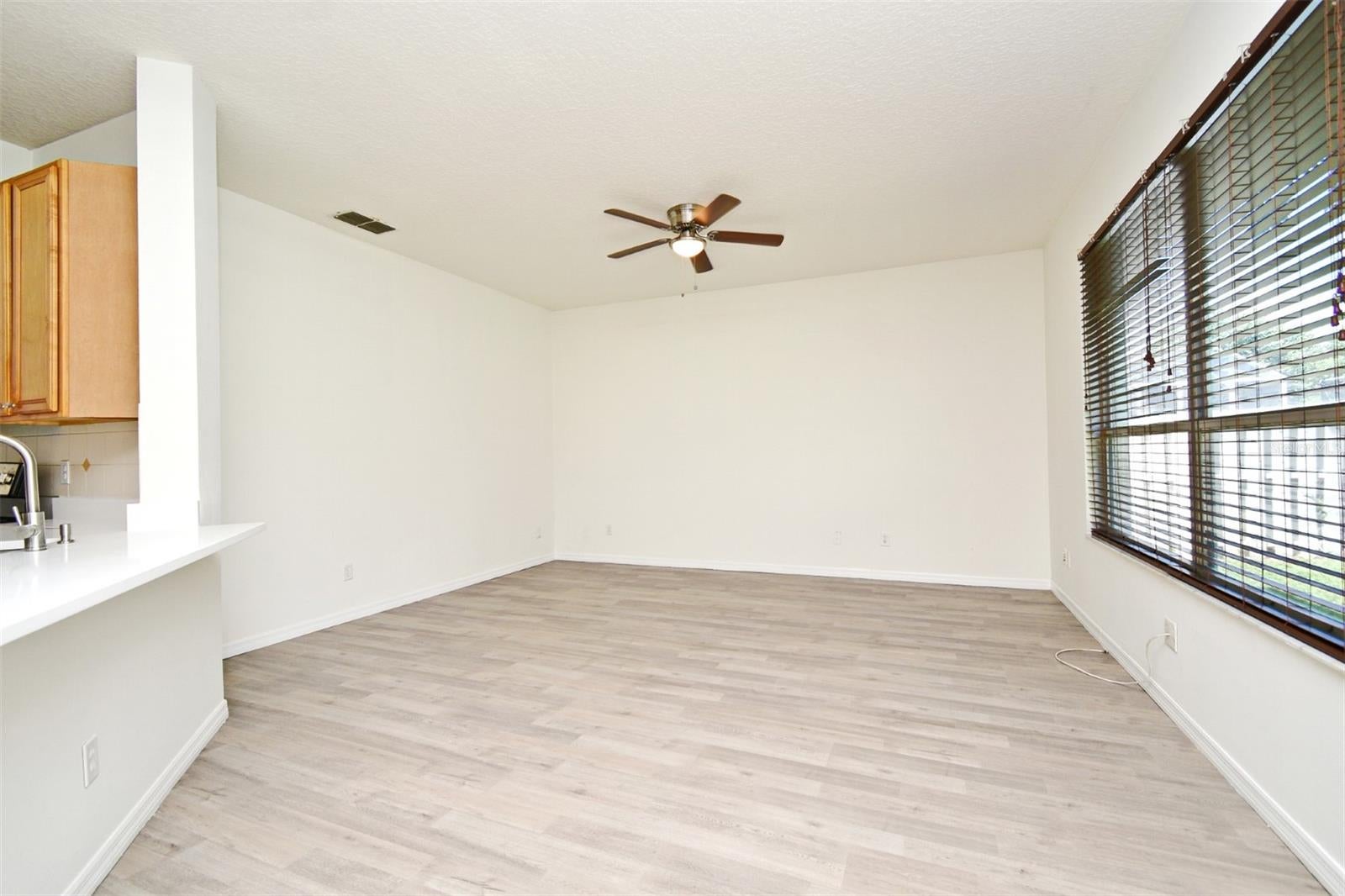 ORLANDO, Florida, 32836, United States, 4 Bedrooms Bedrooms, ,2 BathroomsBathrooms,Residential,For Sale,1922100