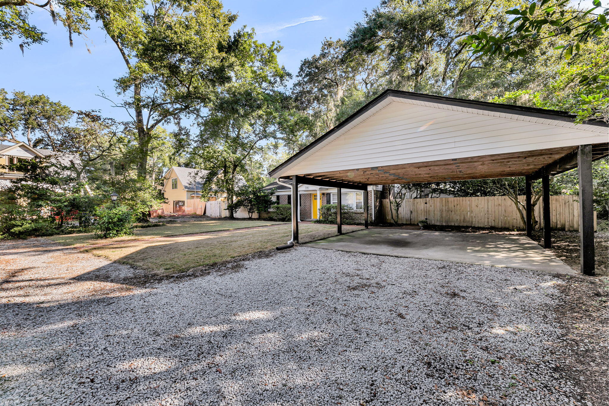 Charleston, South Carolina, 29412, United States, 4 Bedrooms Bedrooms, ,2 BathroomsBathrooms,Residential,For Sale,1983984