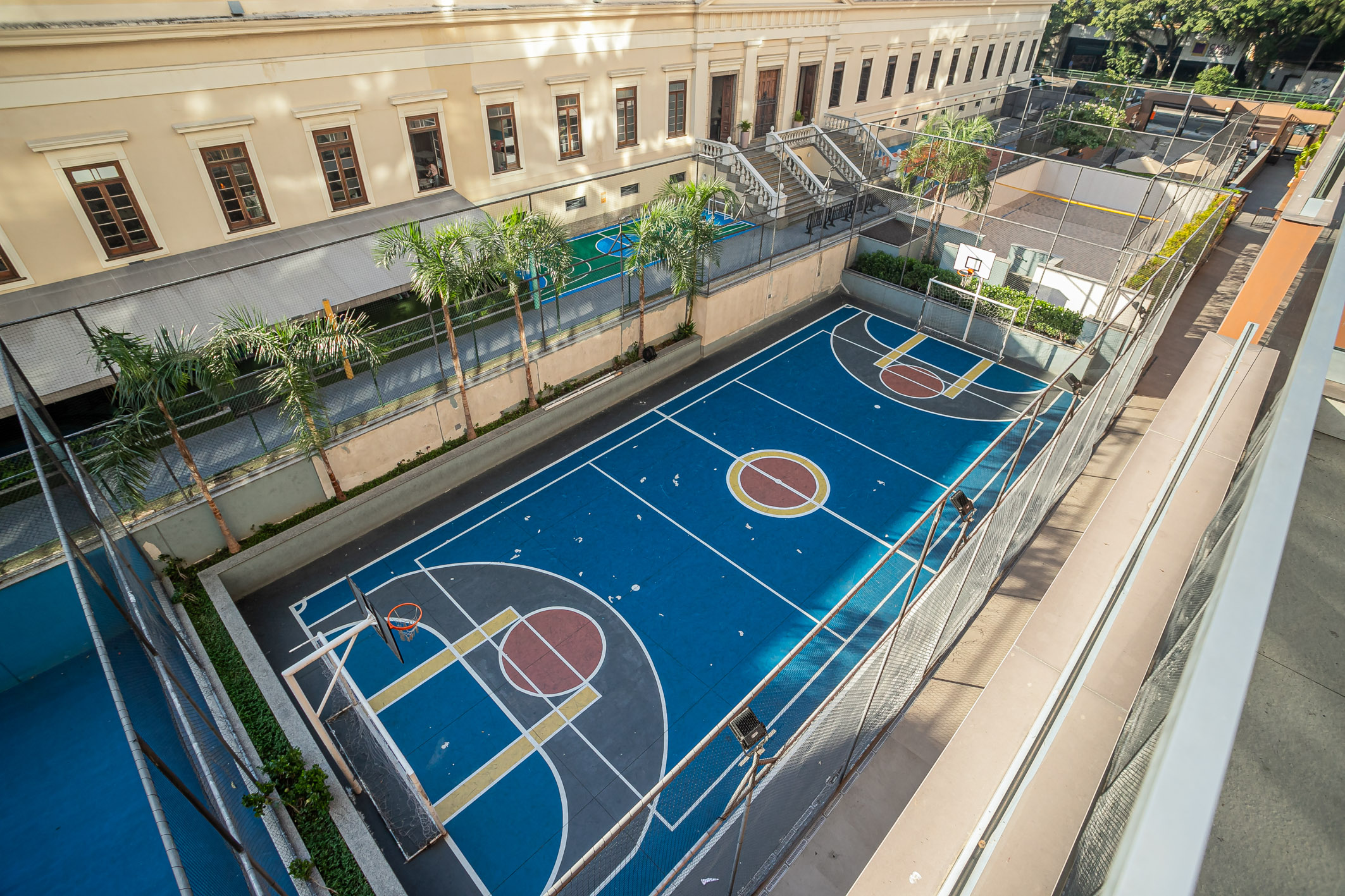  Apartment with gourmet balcony in condominium with full amenities - 物件實景