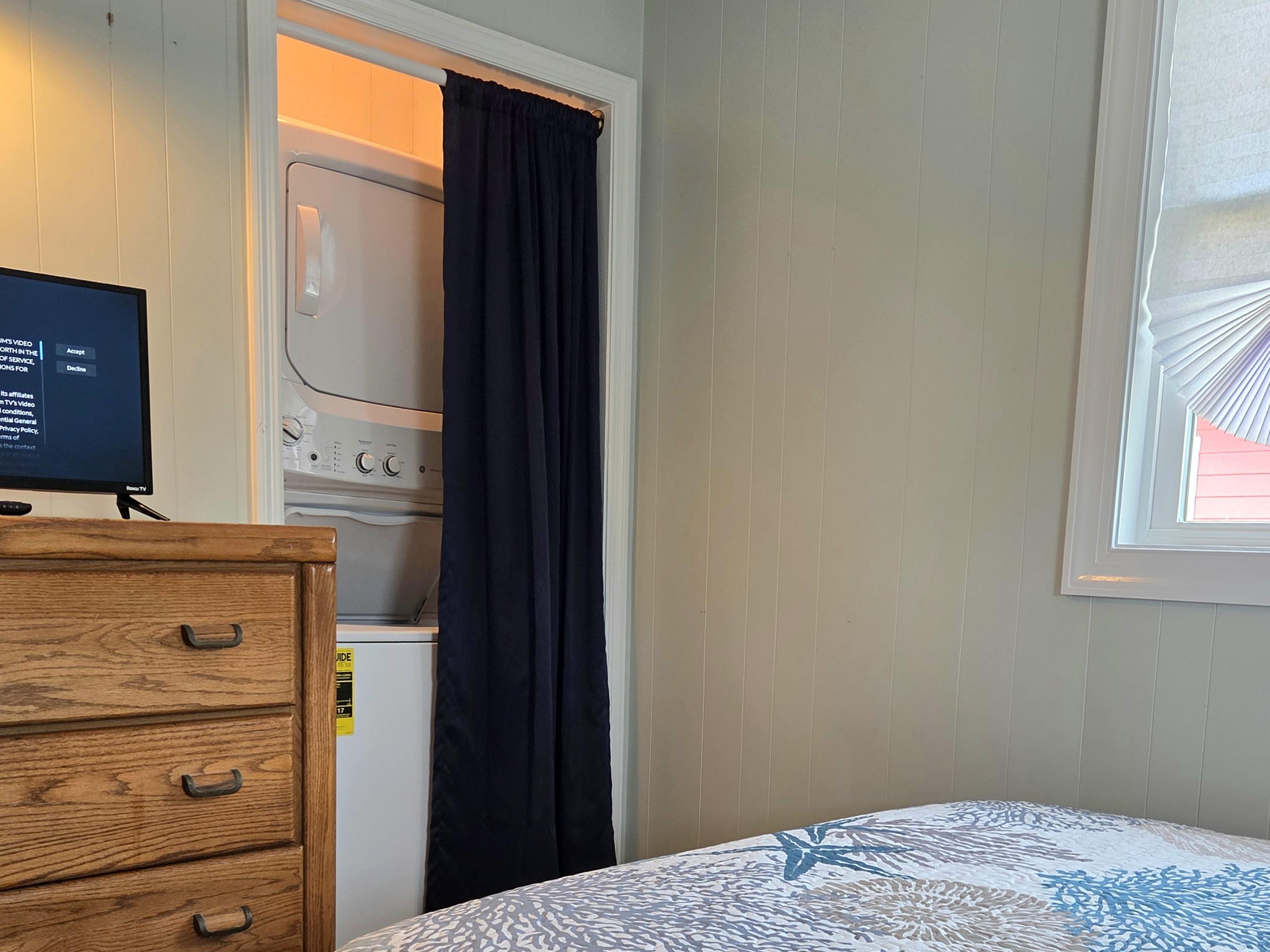 Emerald Isle, North Carolina, 28594, United States, 6 Bedrooms Bedrooms, ,4 BathroomsBathrooms,Residential,For Sale,1983472