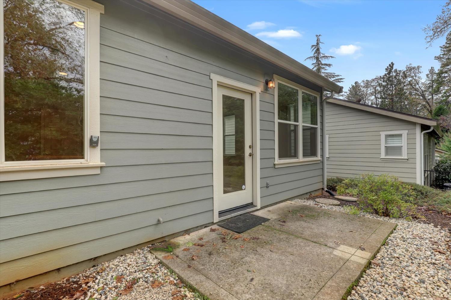 Grass Valley, California, 95945, United States, 2 Bedrooms Bedrooms, ,2 BathroomsBathrooms,Residential,For Sale,2010026