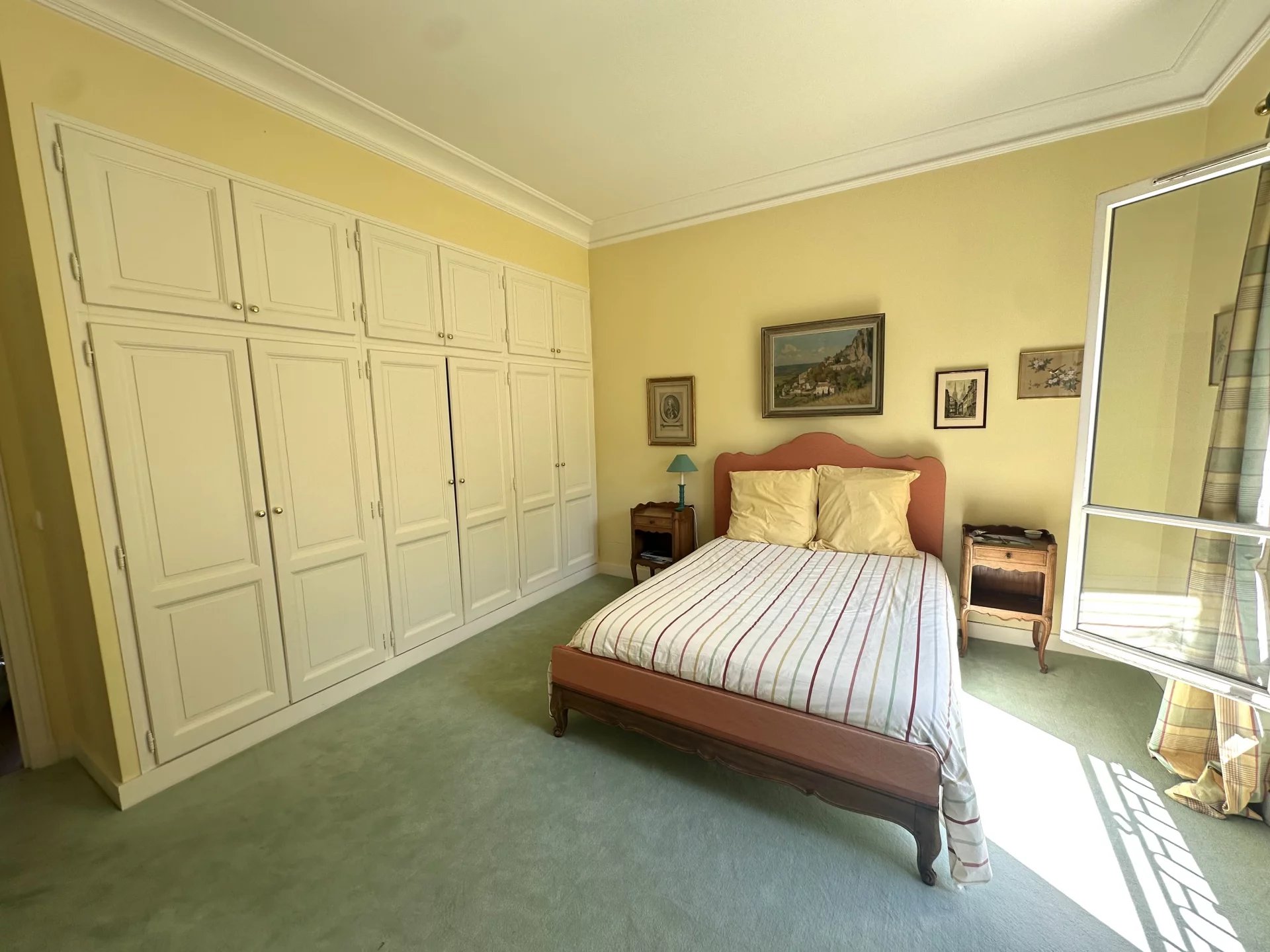 Le Vésinet, Île-de-France, 78110, FR, 5 Bedrooms Bedrooms, ,Residential,For Sale,1994336