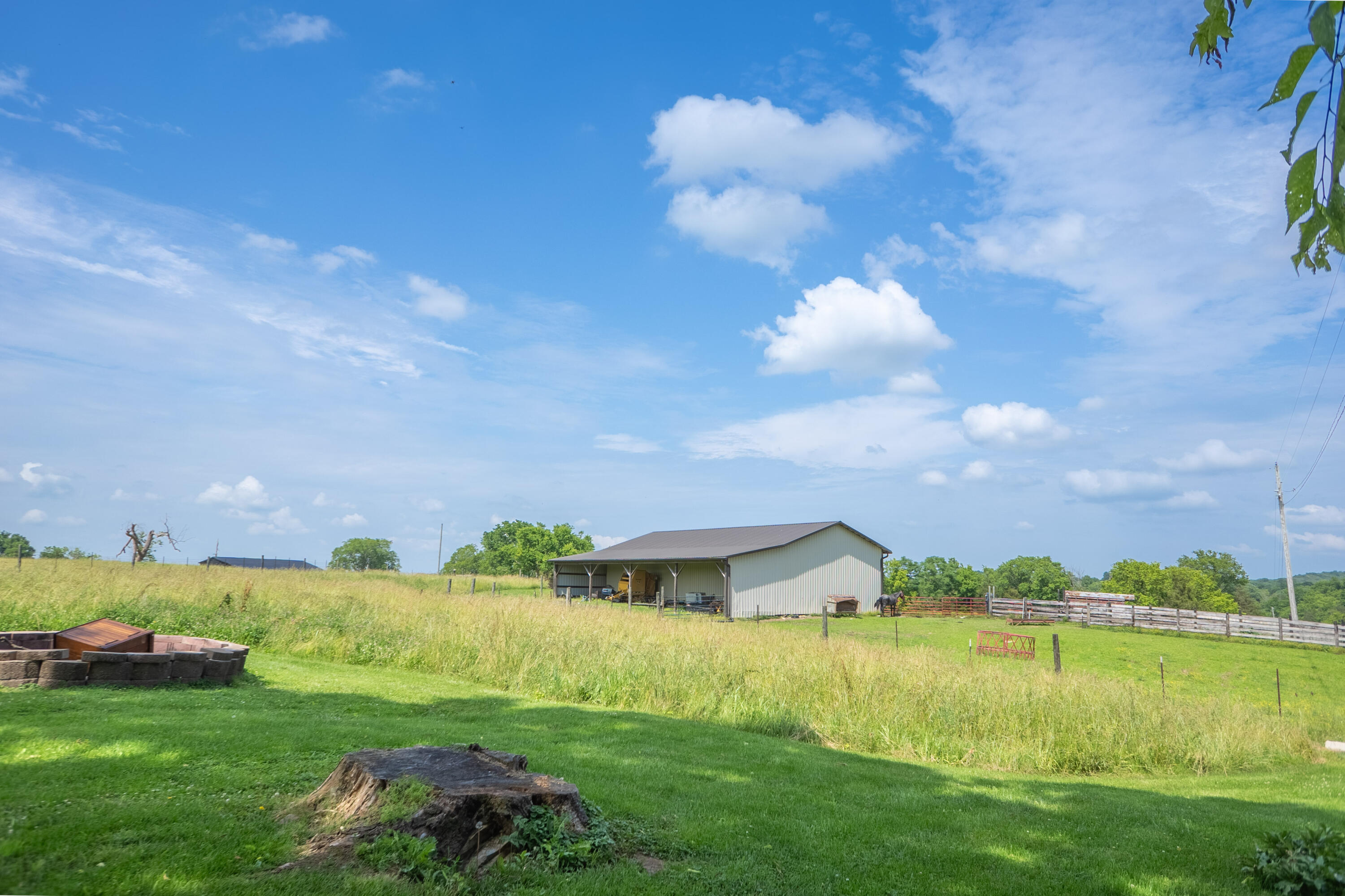 Paint Lick, Kentucky, 40461, United States, 5 Bedrooms Bedrooms, ,1 BathroomBathrooms,Residential,For Sale,1847619