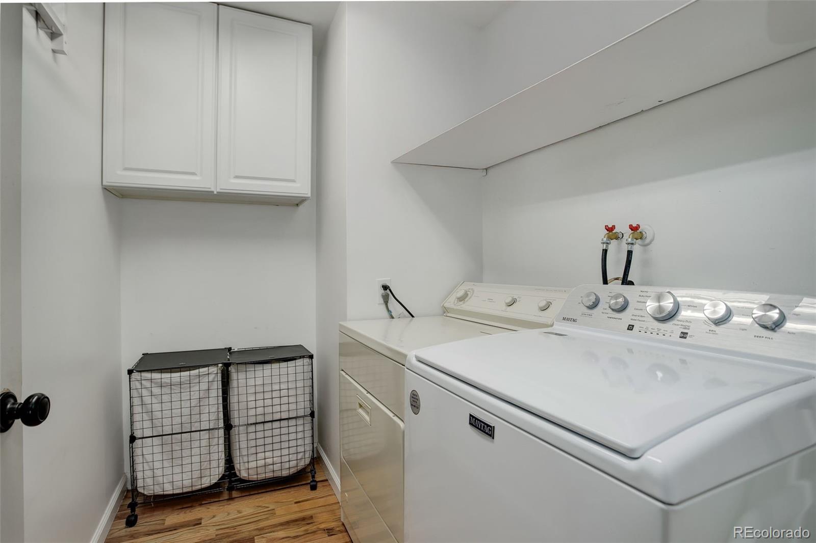 Denver, Colorado, 80222, United States, 2 Bedrooms Bedrooms, ,2 BathroomsBathrooms,Residential,For Sale,1965517