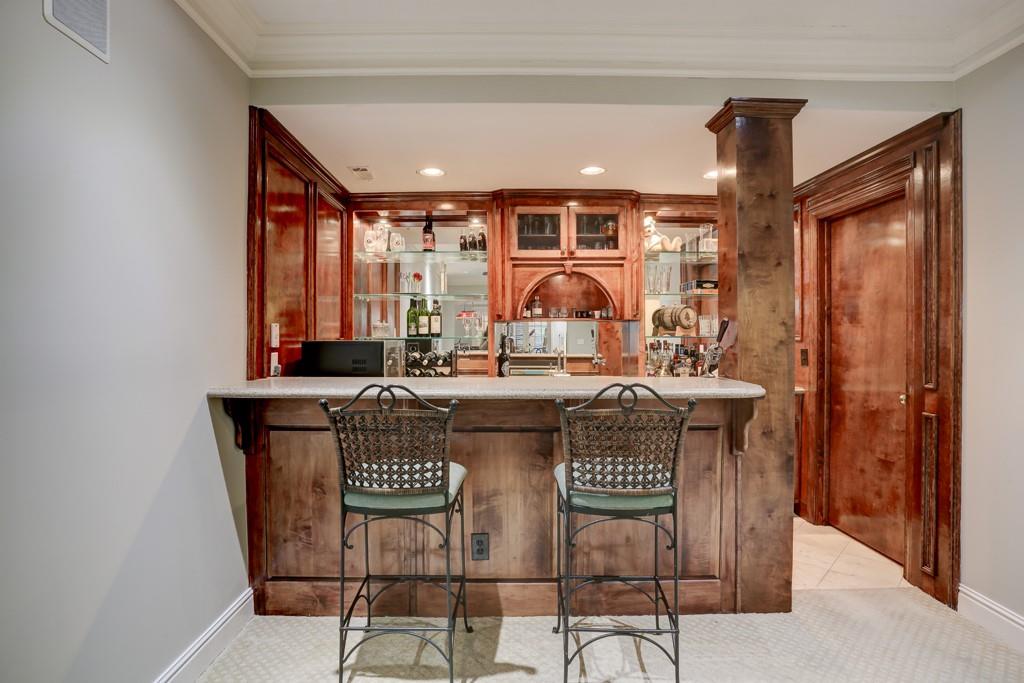 Suwanee, Georgia, 30024, United States, 6 Bedrooms Bedrooms, ,5 BathroomsBathrooms,Residential,For Sale,2013045