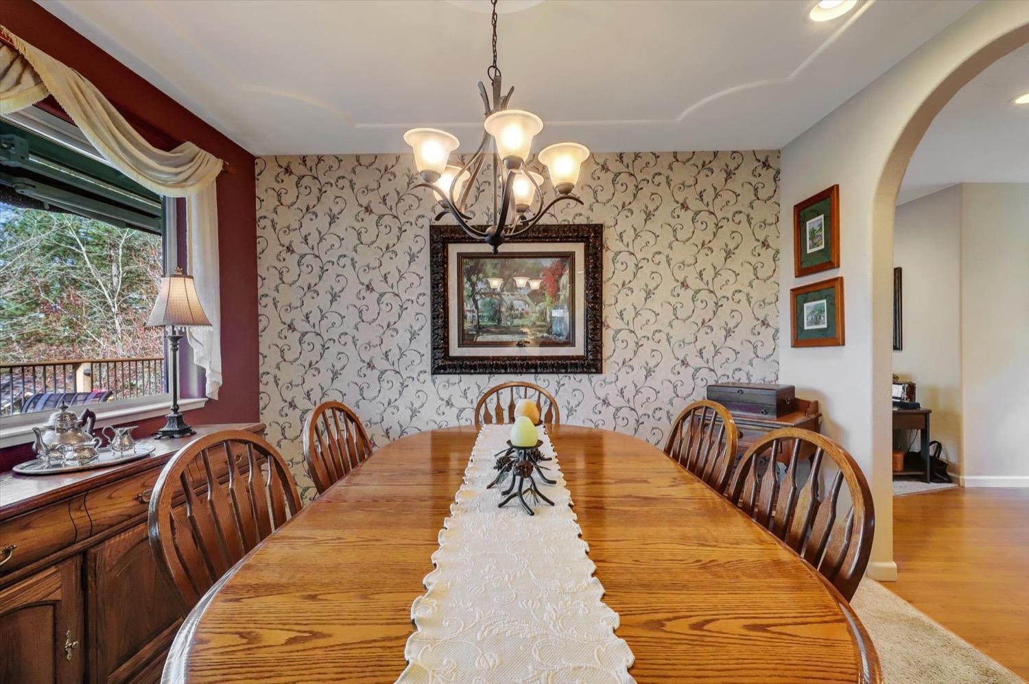 Grass Valley, California, 95949, United States, 3 Bedrooms Bedrooms, ,3 BathroomsBathrooms,Residential,For Sale,1840908