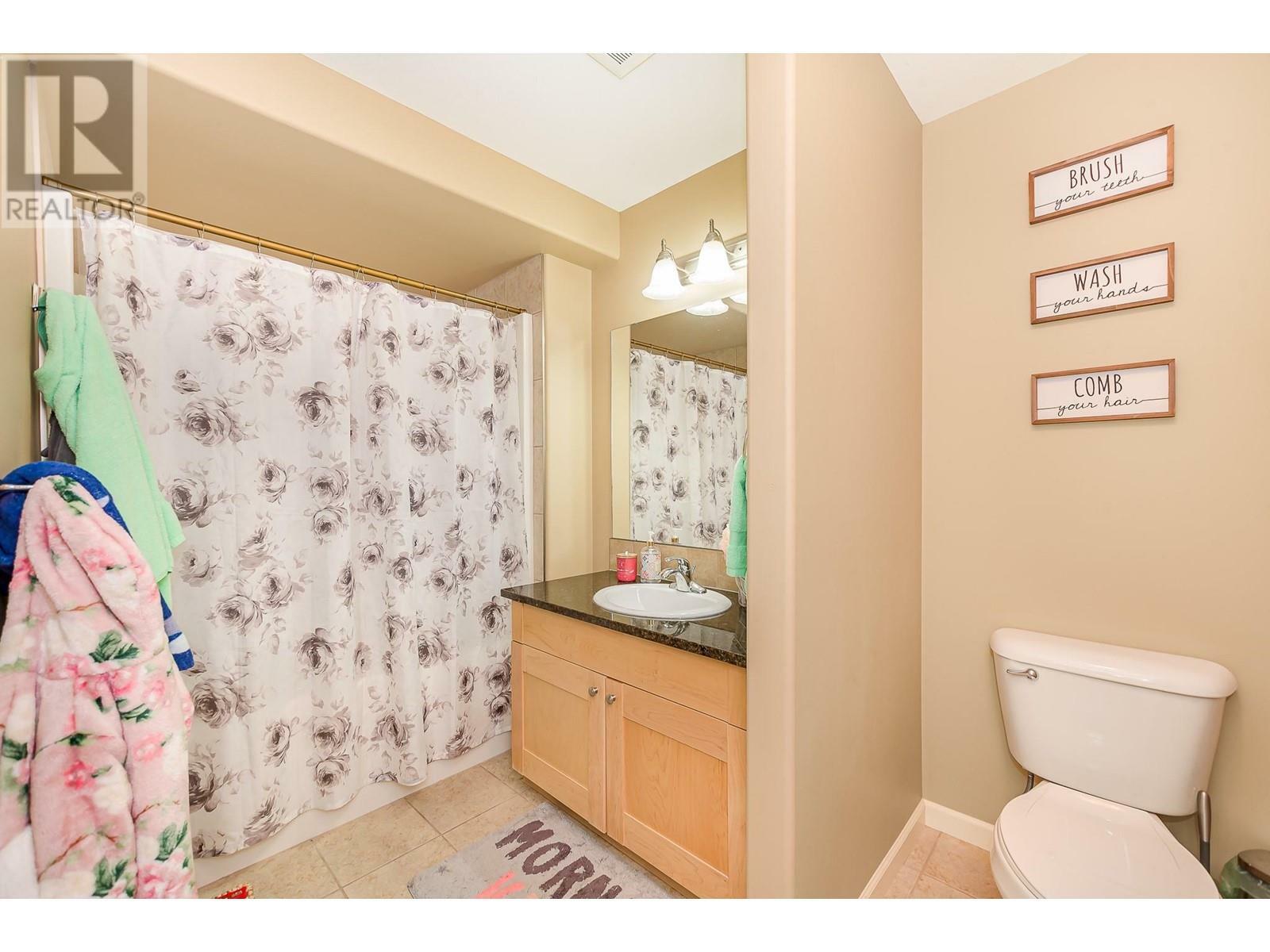 SICAMOUS, British Columbia, V0E 2V1, CA, 4 Bedrooms Bedrooms, ,2 BathroomsBathrooms,Residential,For Sale,1839055