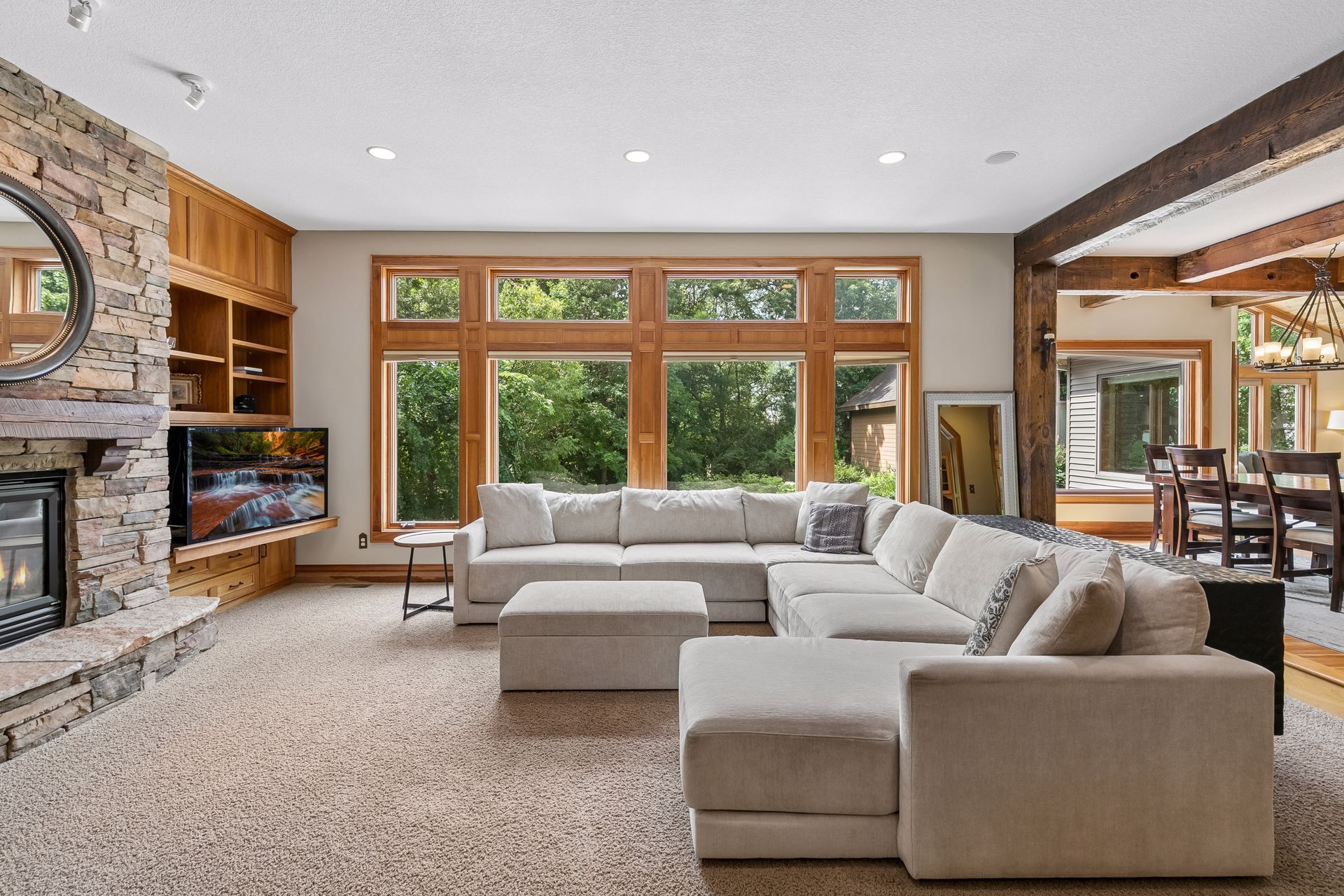  One-of-a-kind wooded retreat in Lakeville - 物件實景