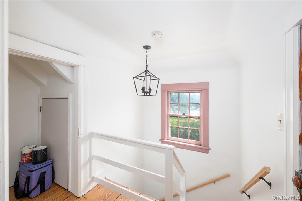 Poughkeepsie, New York, 12601, United States, 4 Bedrooms Bedrooms, ,4 BathroomsBathrooms,Residential,For Sale,2048536