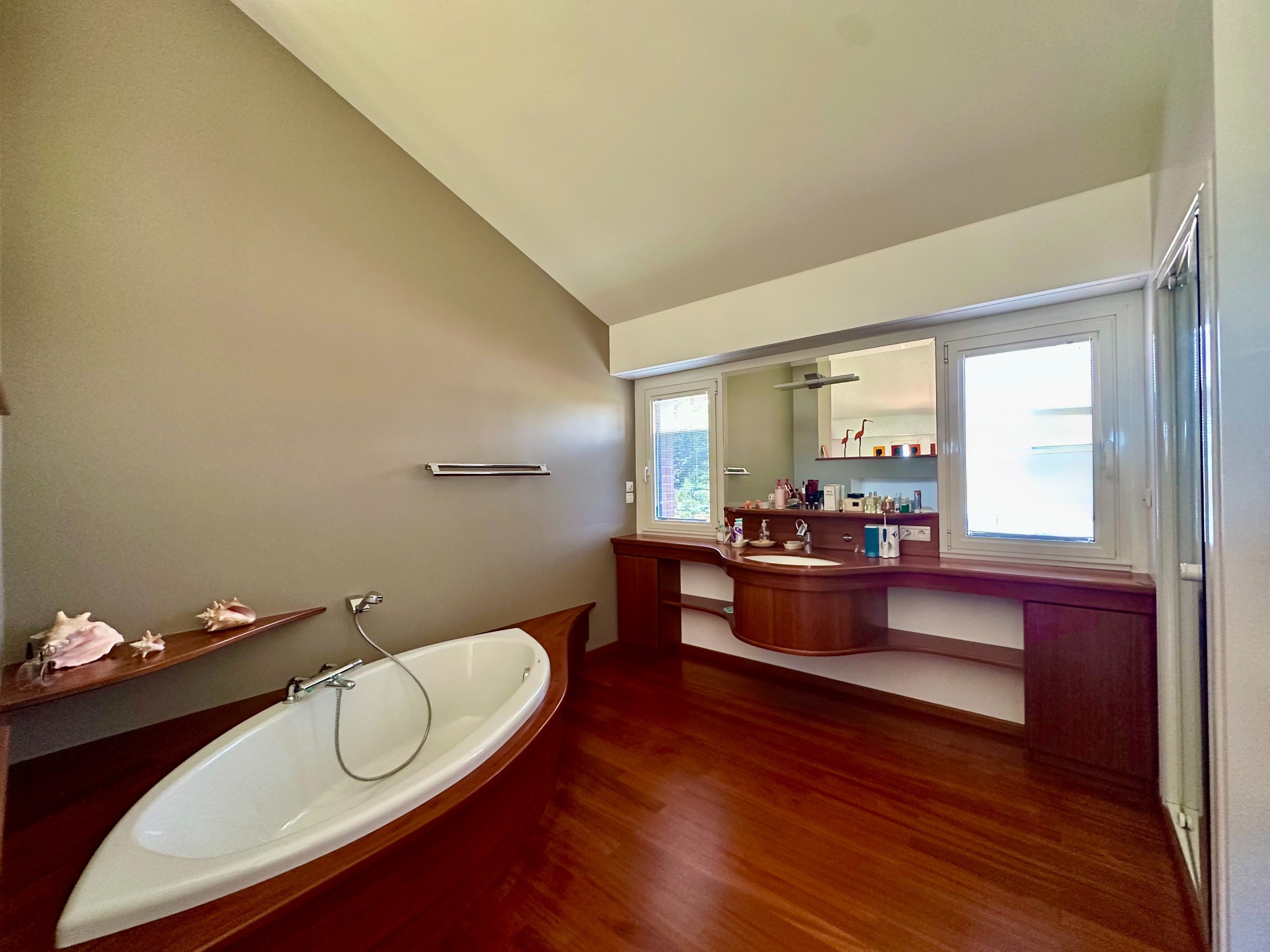  Exceptional Seafront Property – Exclusive Listing - 物件實景