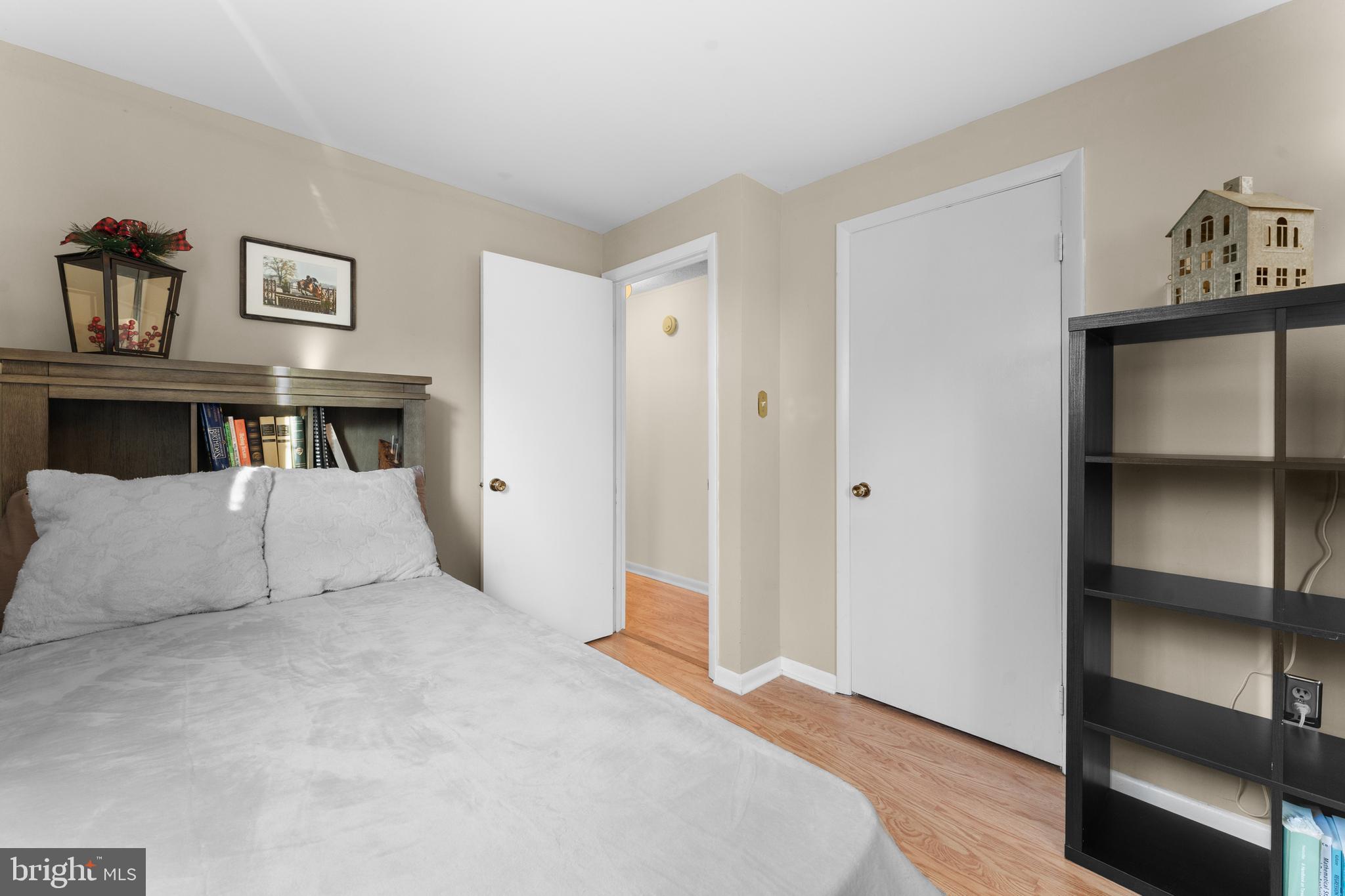 Warrenton, Virginia, 20187, United States, 3 Bedrooms Bedrooms, ,2 BathroomsBathrooms,Residential,For Sale,1987045