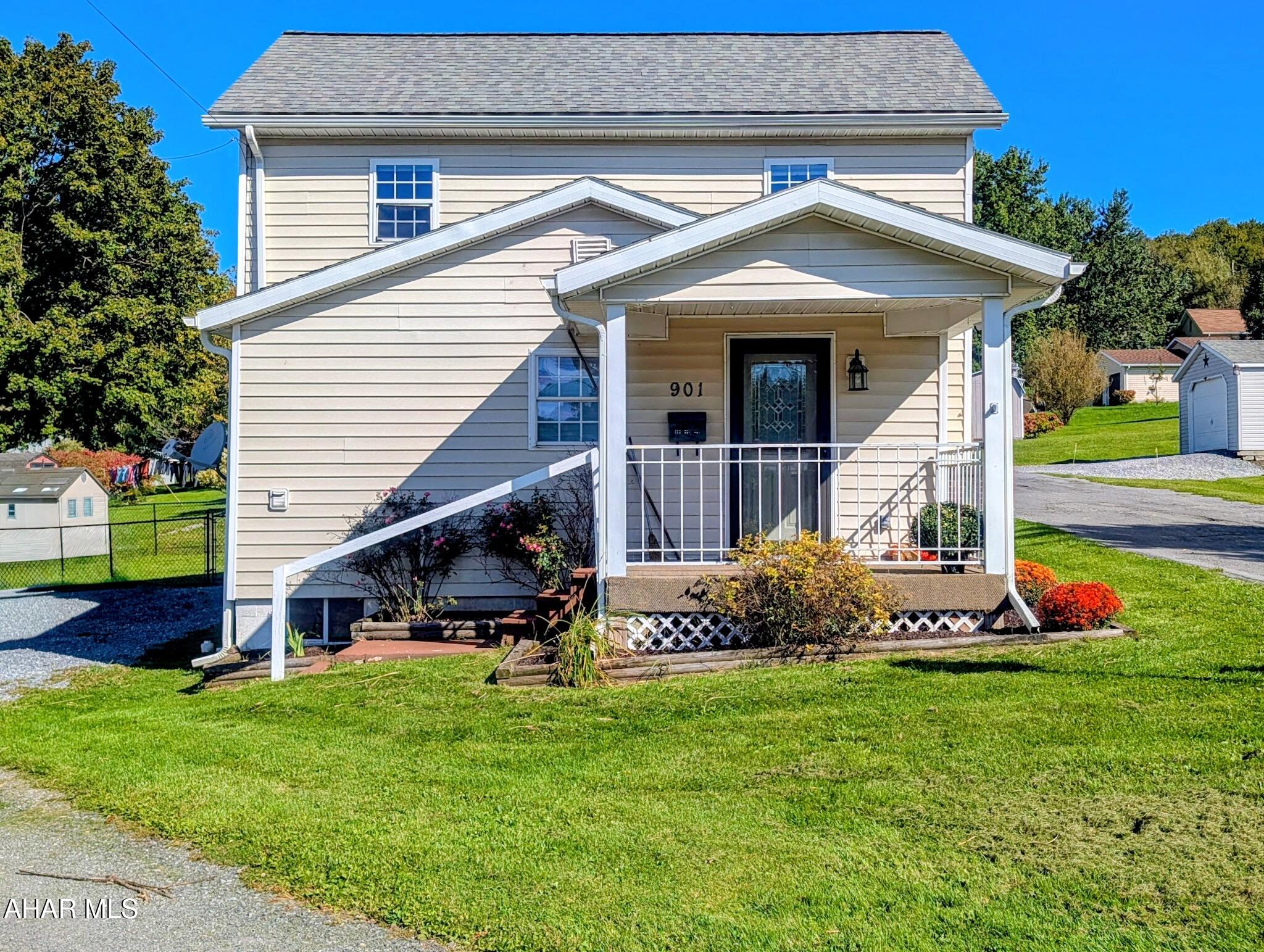 Donoughe St, Gallitzin, PA 16641