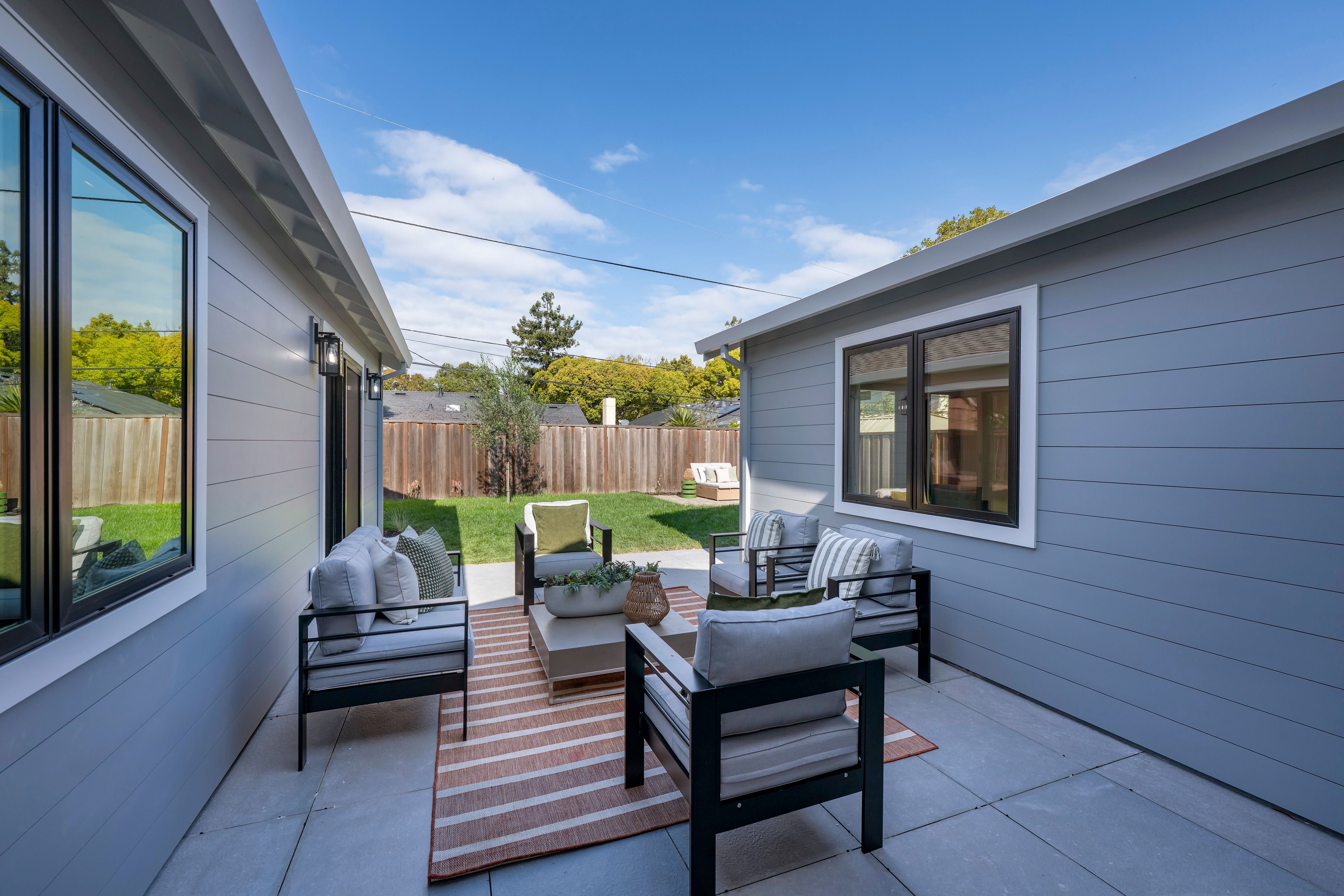  Newly Renovated California Rancher - 物件實景