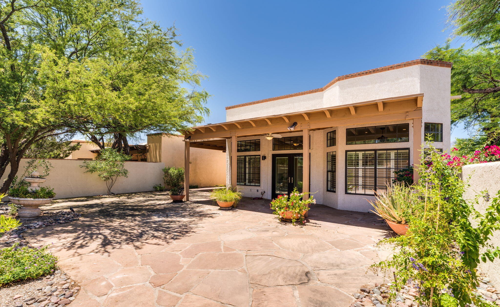  5560 E Miles Circle, Tucson, AZ 85712 - 物件實景